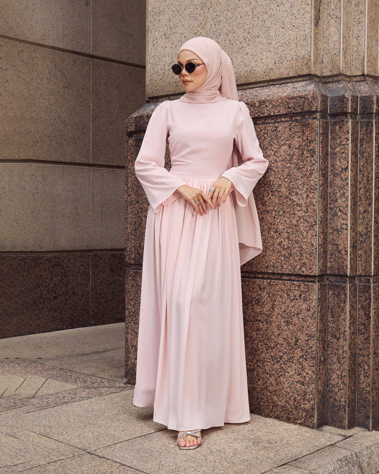 LYRA PLEATED DRESS (LIGHT PINK)
