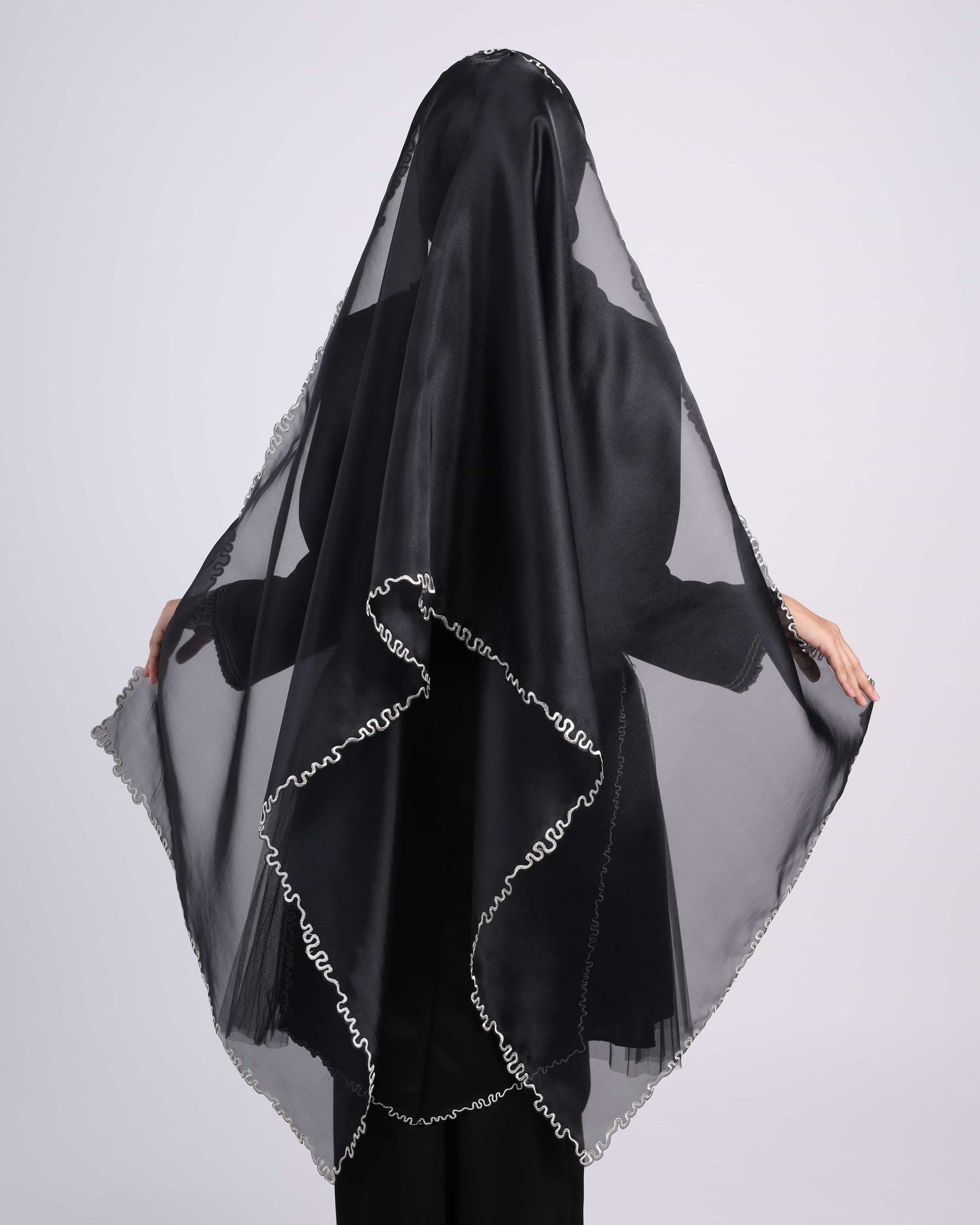VEIL CODE A38 (BLACK)