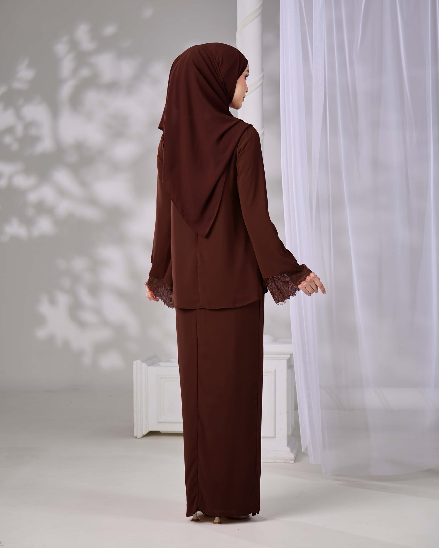 ELVARA MINI KURUNG (RICH BROWN)