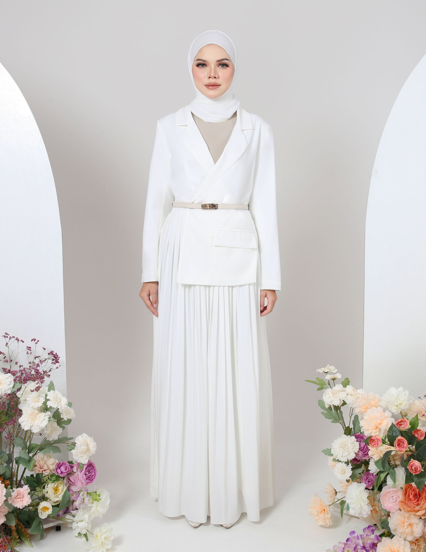AMORA SUIT DRESS (OFF WHITE)