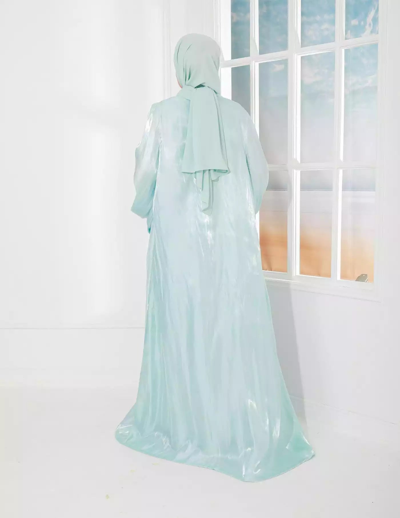 MINOR DEFECT AJWA ABAYA 2.0 (AQUA BLUE)