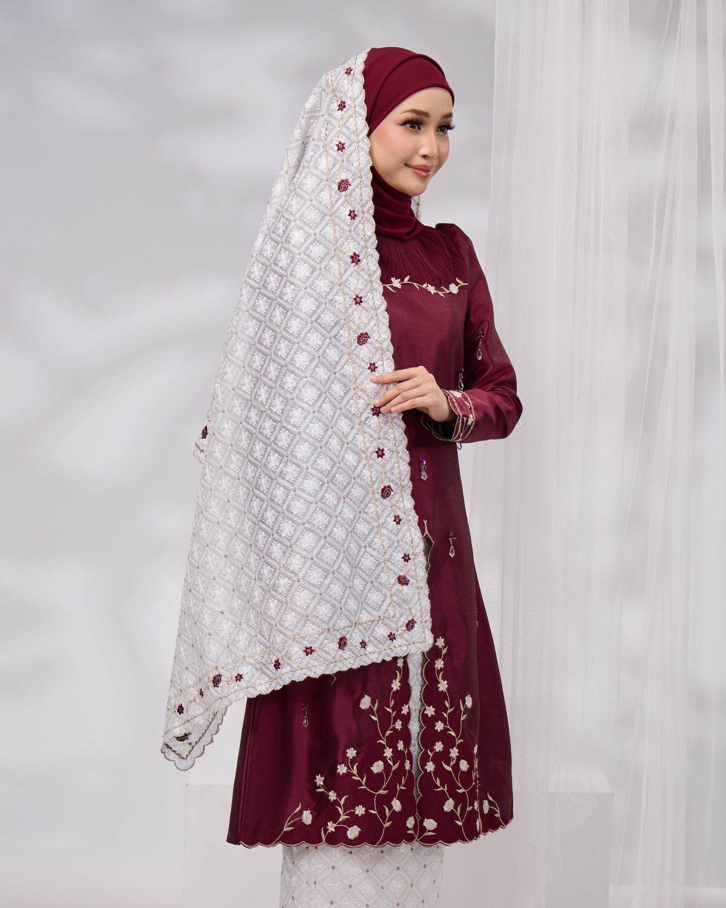 ALANNA SELENDANG (BURGUNDY)