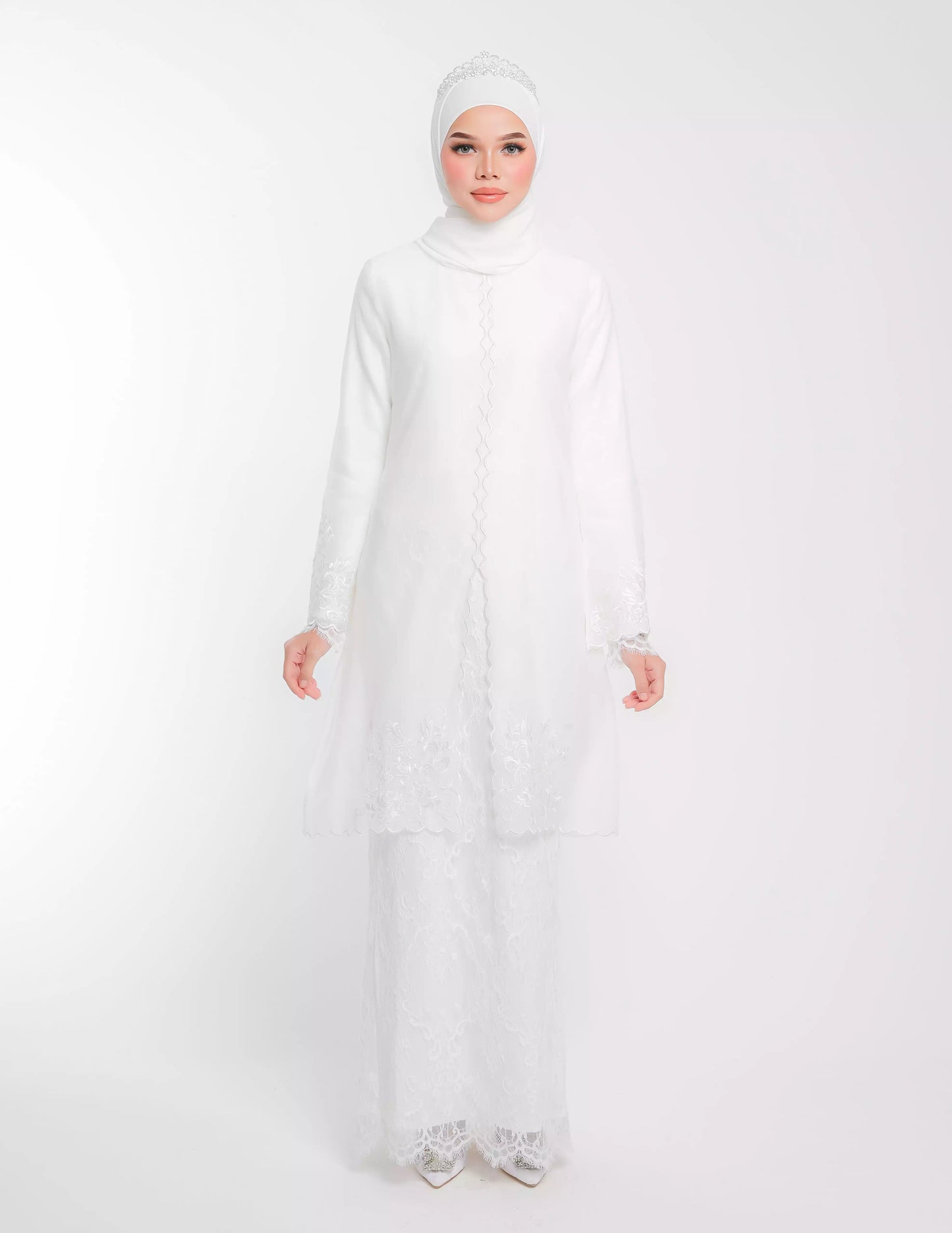 AMAYA KEBAYA (OF WHITE)