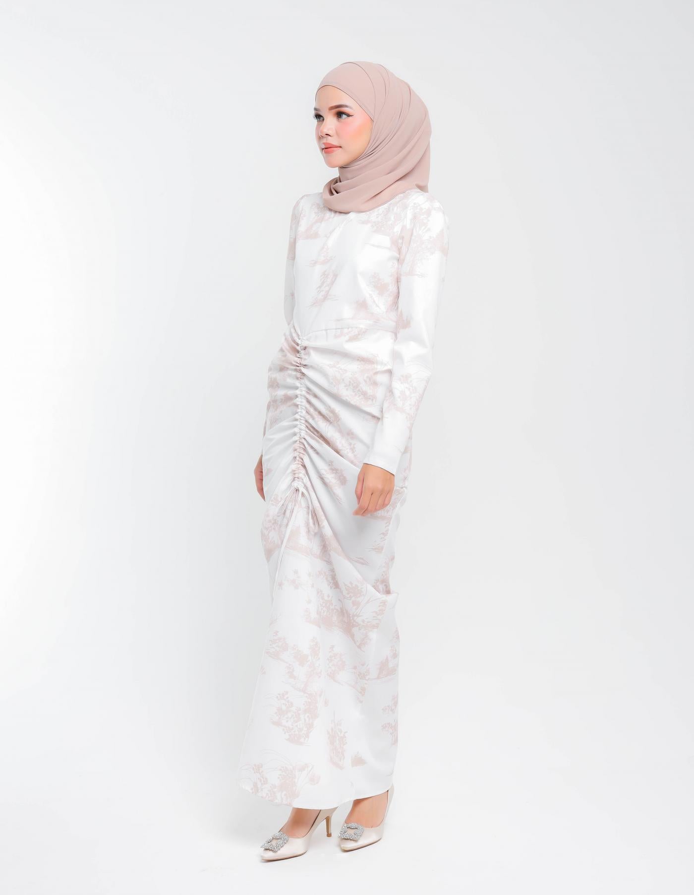 BELLE DRESS (NUDE)
