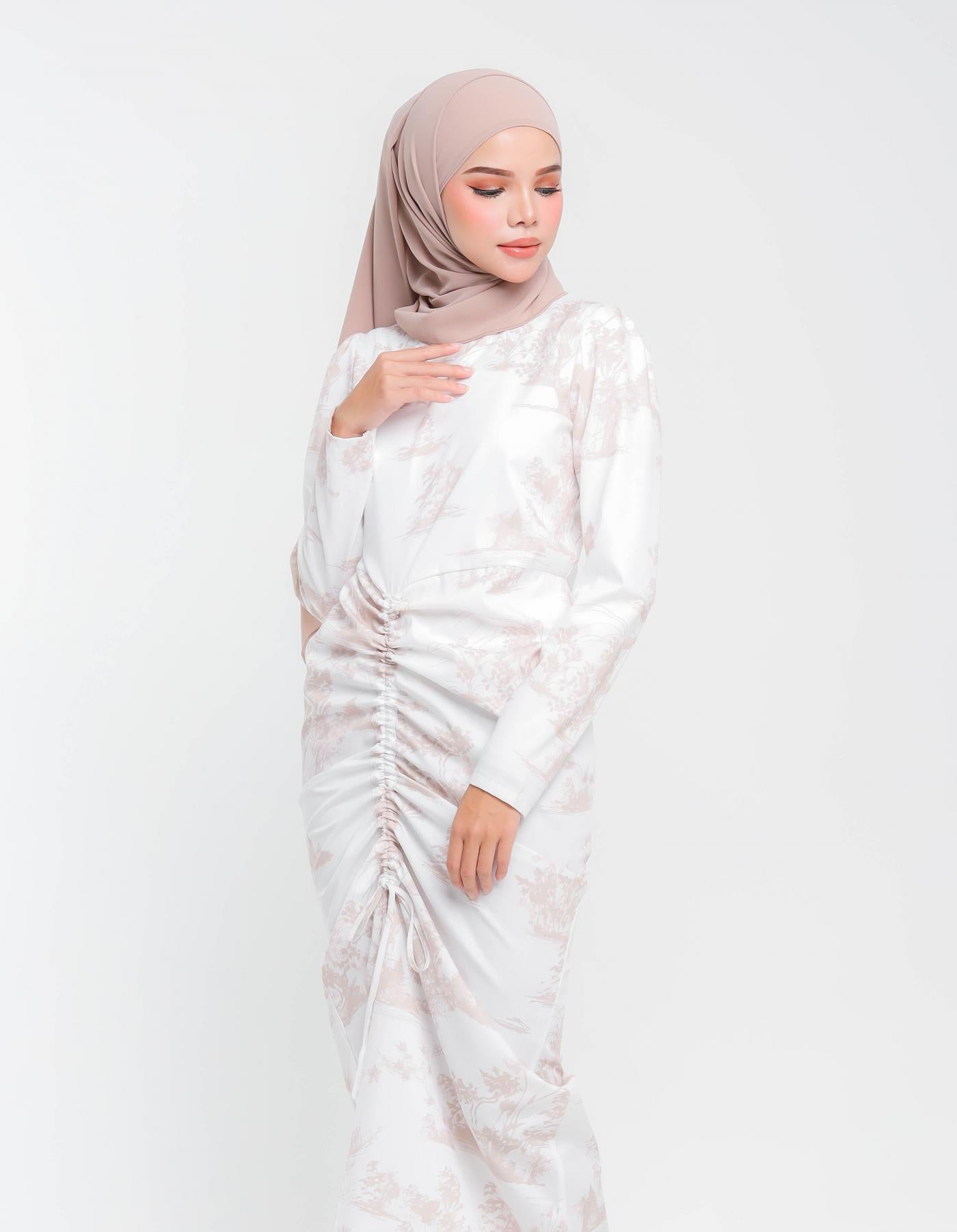 BELLE DRESS (NUDE)