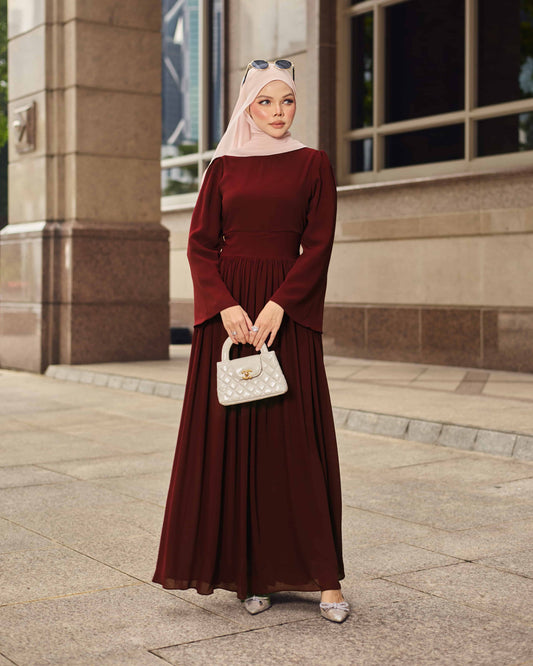 LYRA PLEATED DRESS (BURGUNDY)