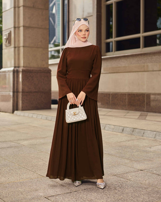 LYRA PLEATED DRESS (BRICK)