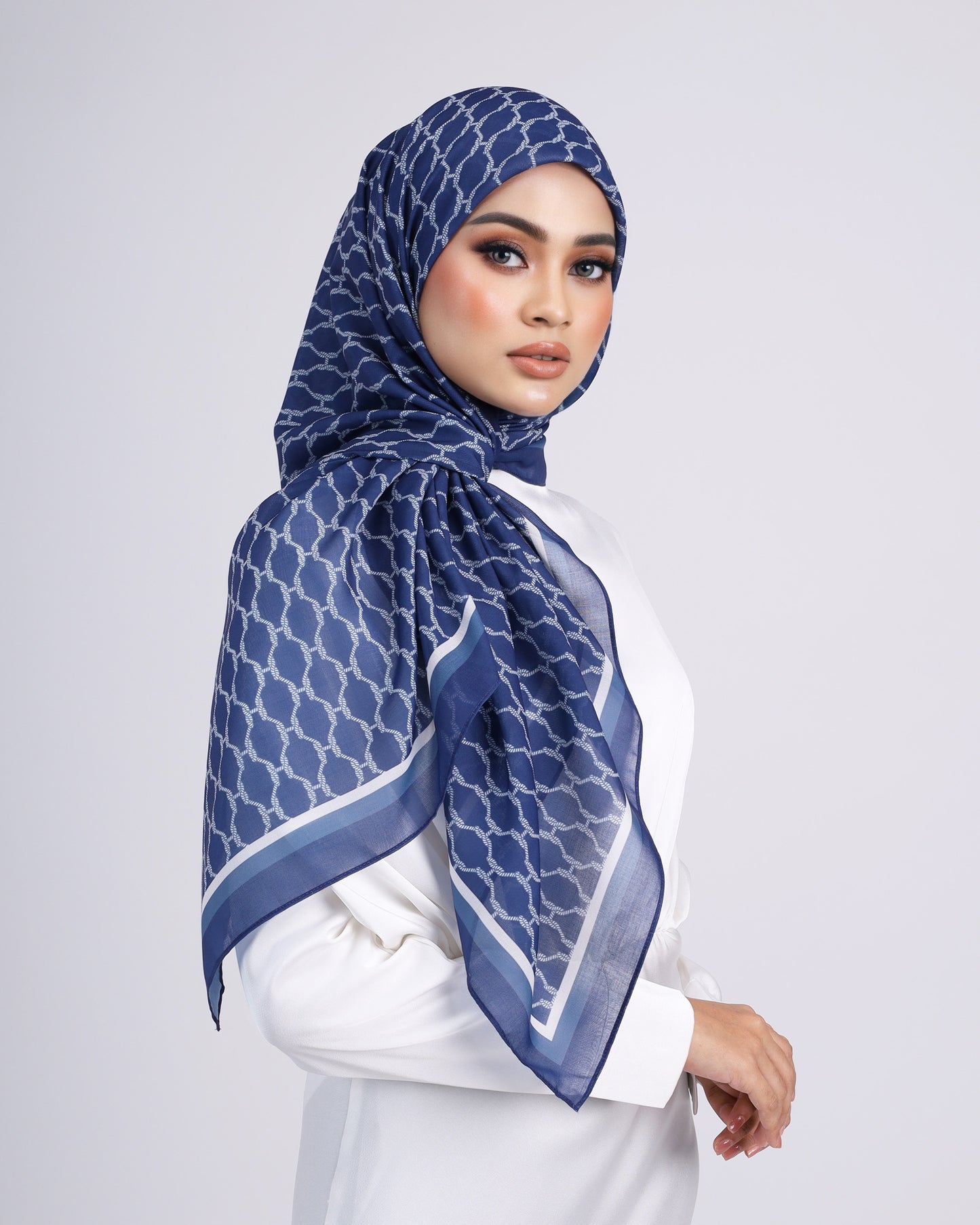 HH MONOGRAM BAWAL (NAVY BLUE)