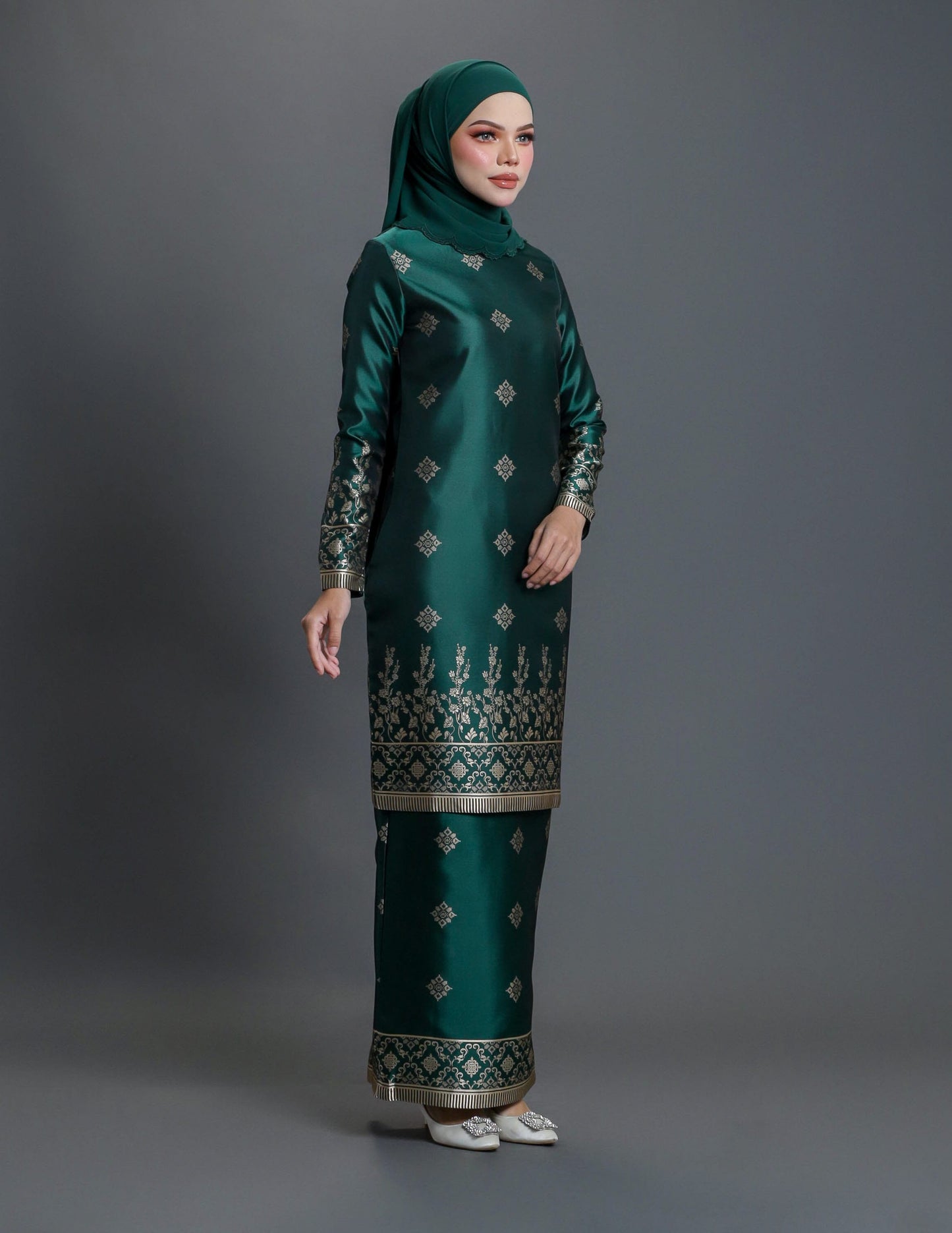 JUWITA KURUNG (EMERALD GREEN)