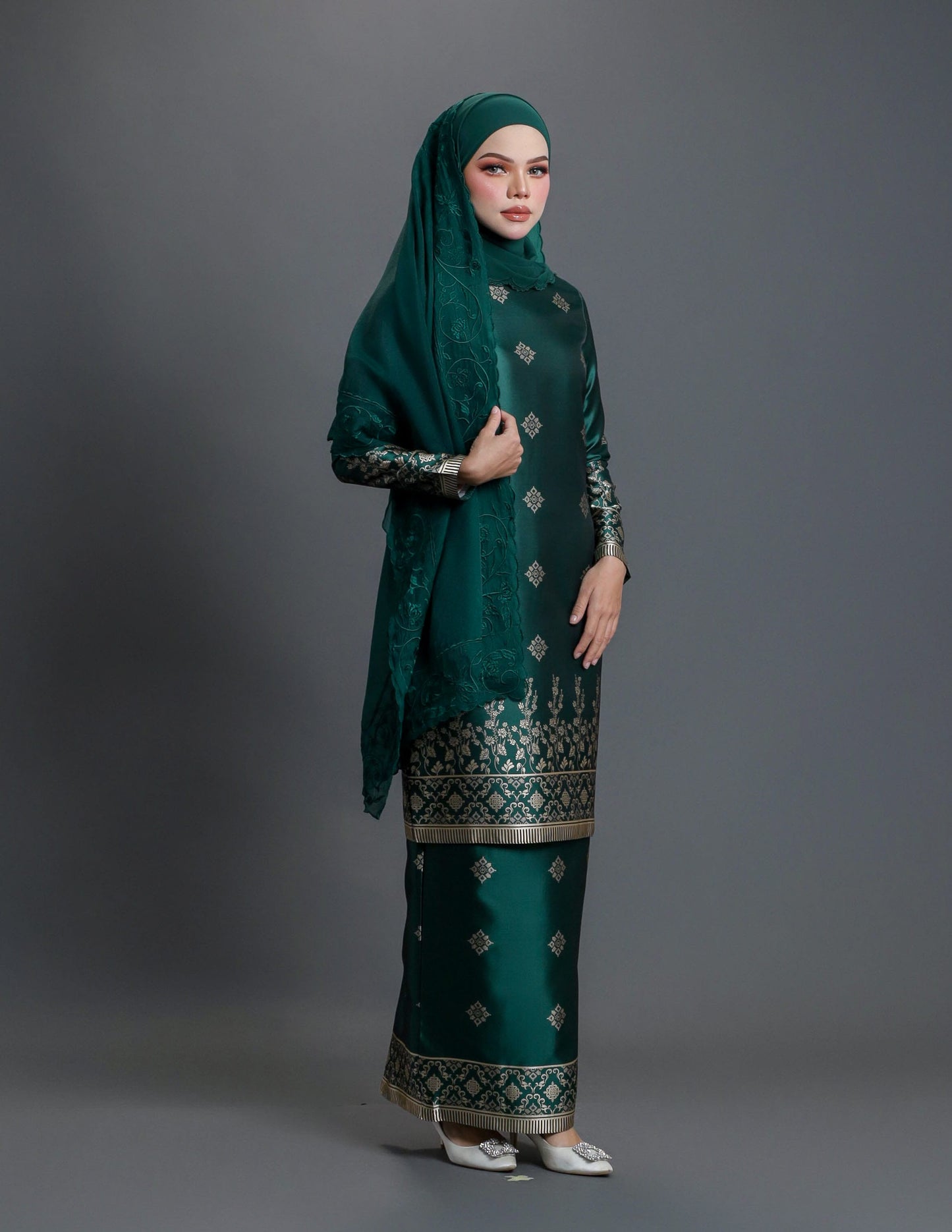 JUWITA KURUNG (EMERALD GREEN)