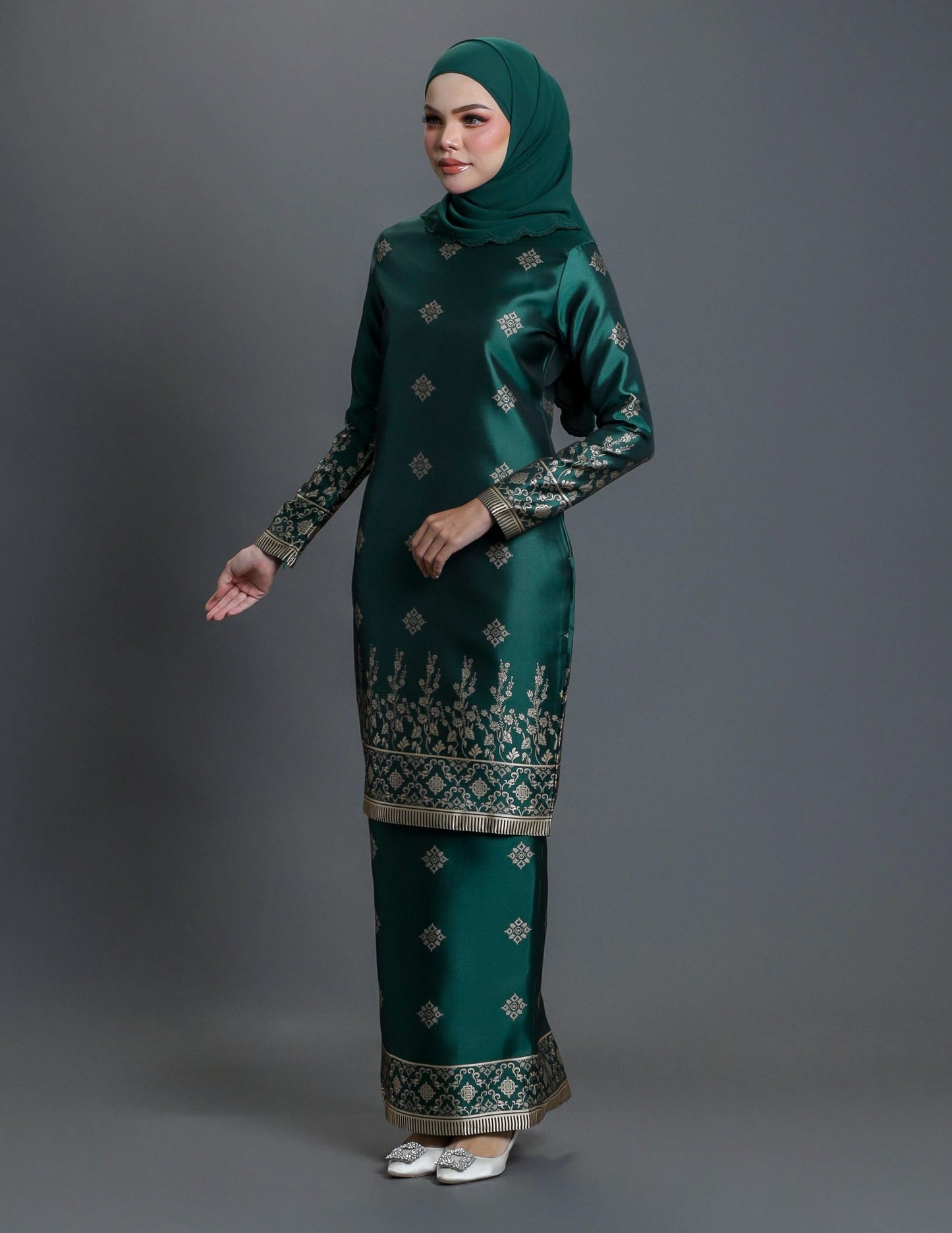 JUWITA KURUNG (EMERALD GREEN)