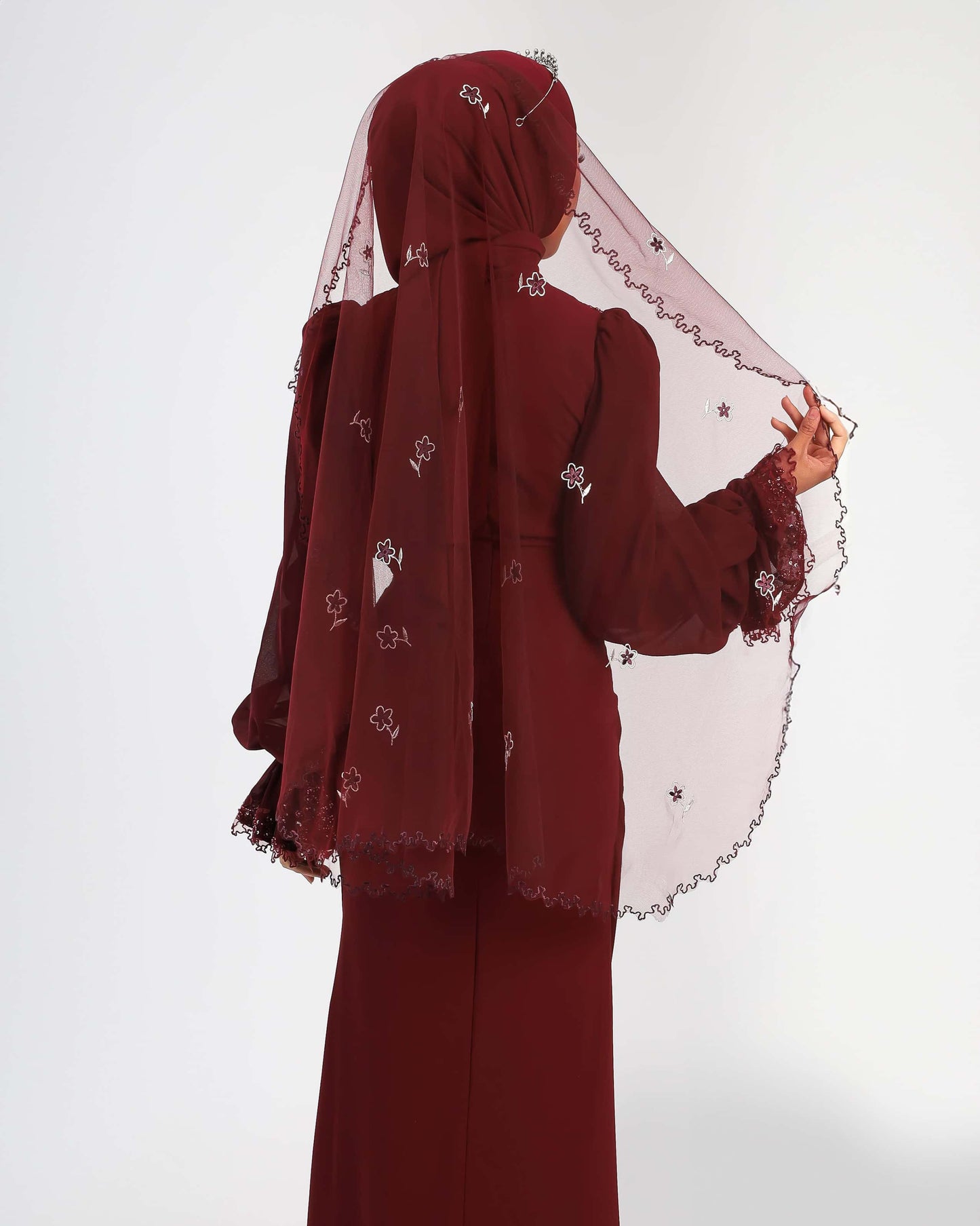 LENORA VEIL (BURGUNDY)