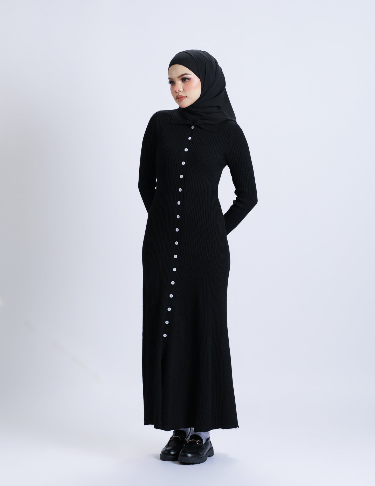 MADELINE BUTTON DRESS (BLACK)