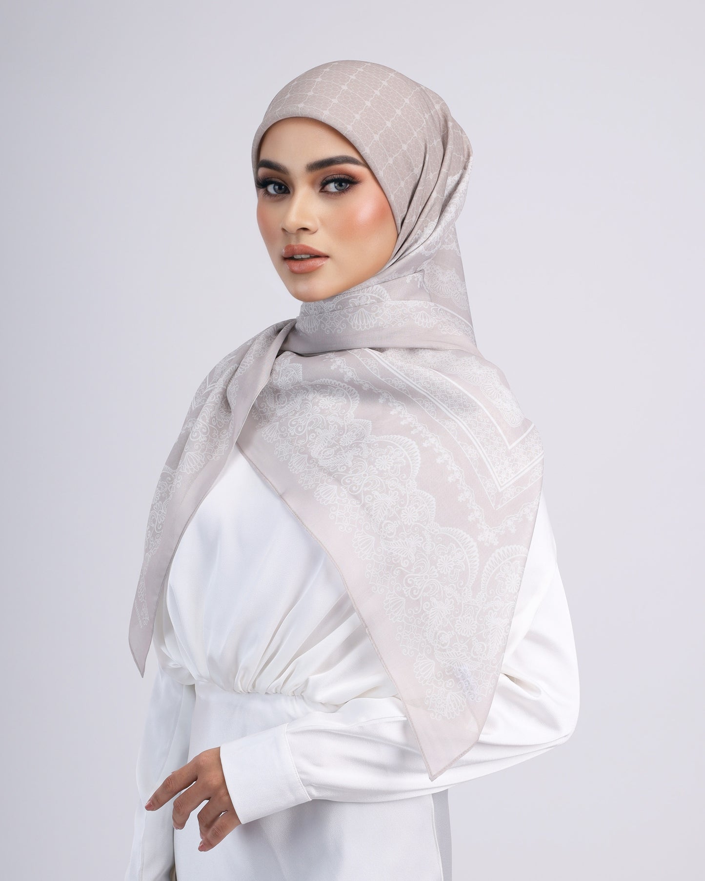 MARTINA BAWAL (CHAMPAGNE)