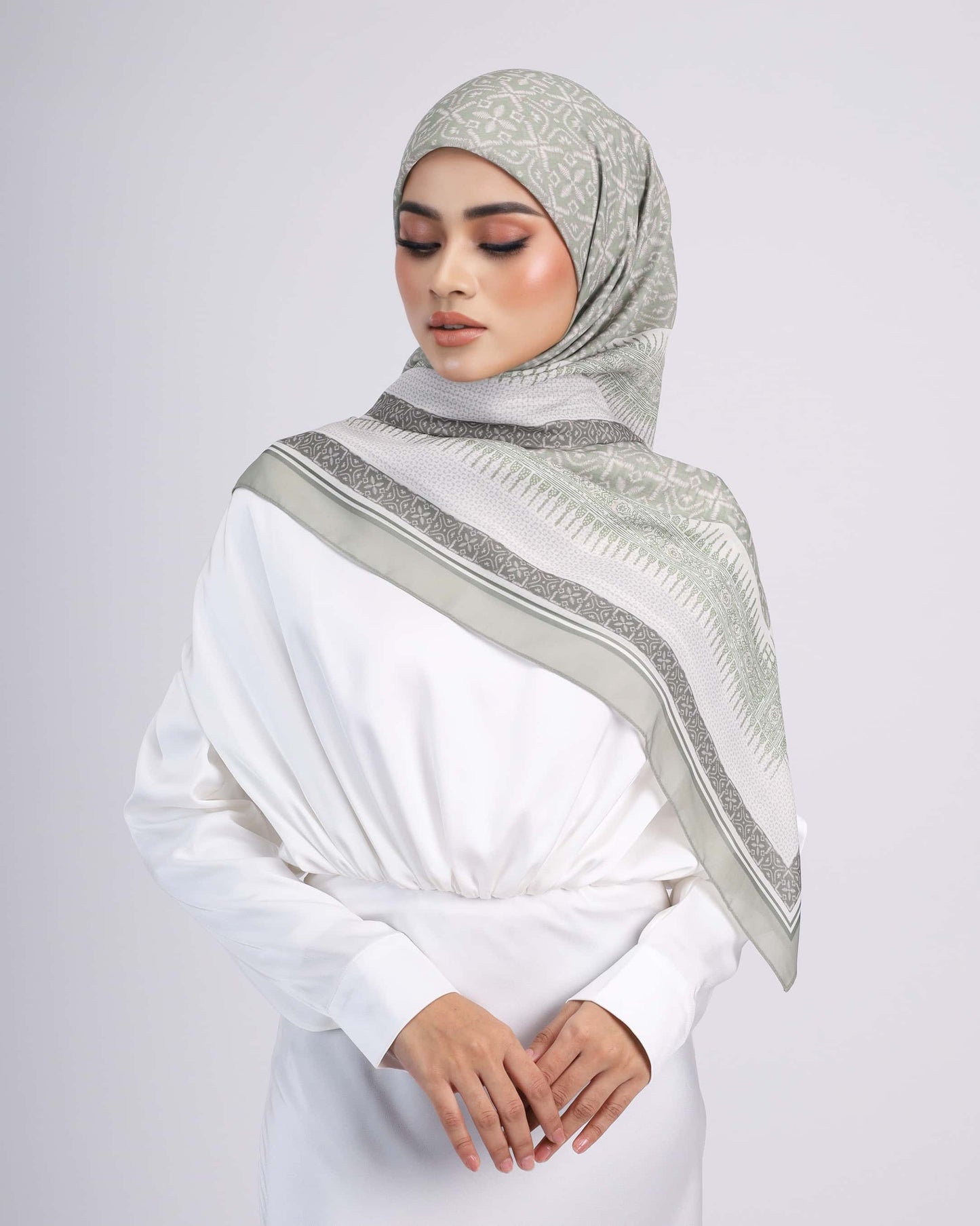 SABINA BAWAL
