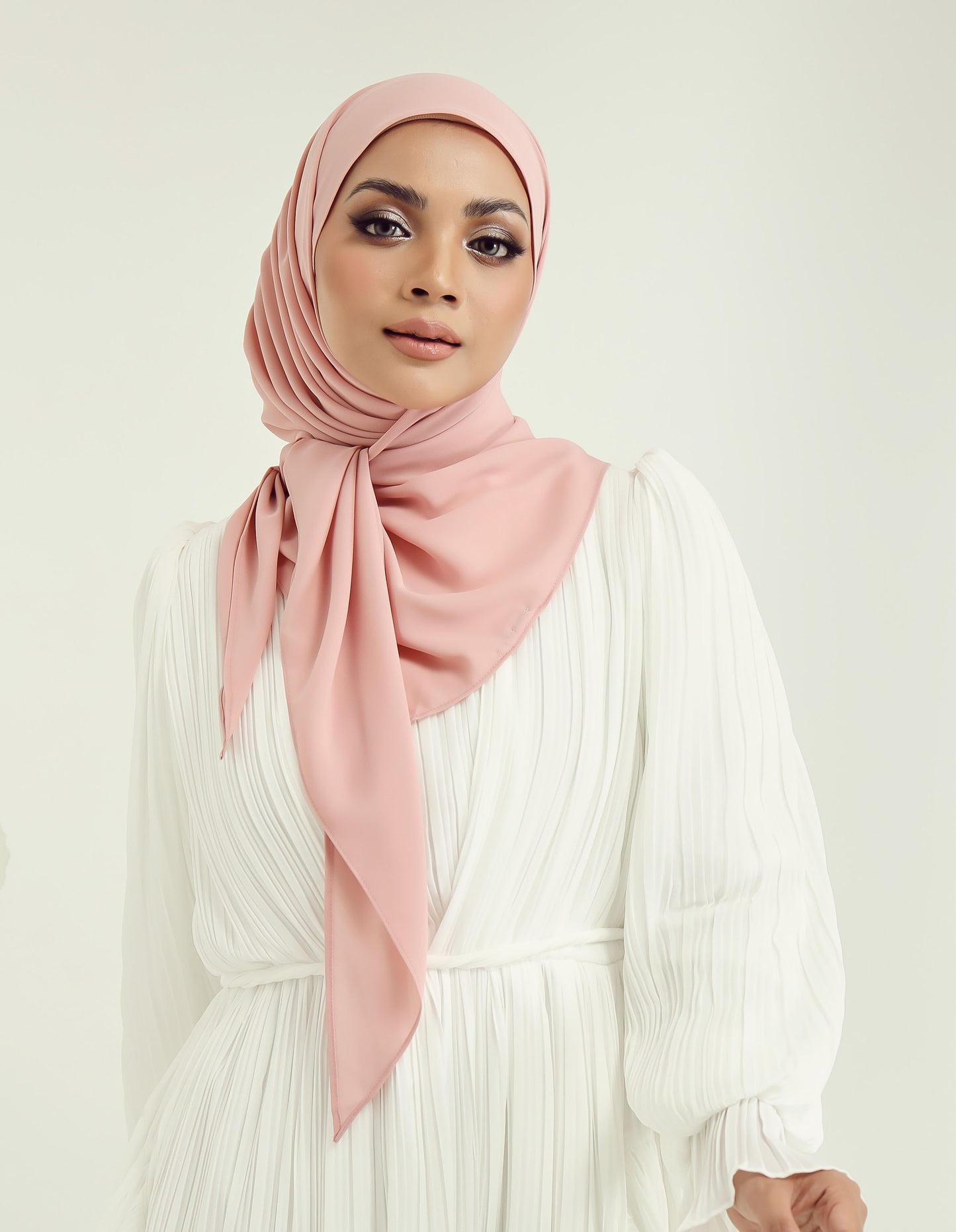 NIA BAWAL (SALMON)