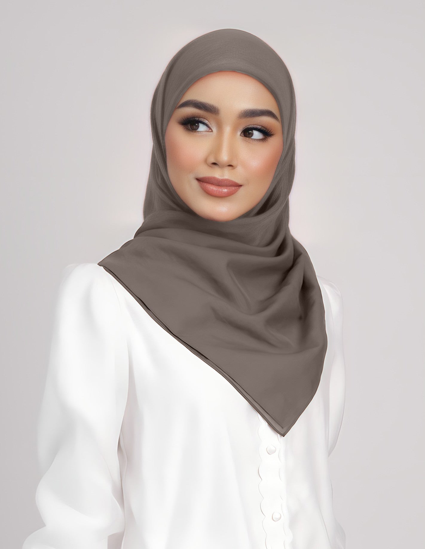 NIERA BASIC BAWAL (KHAKI)