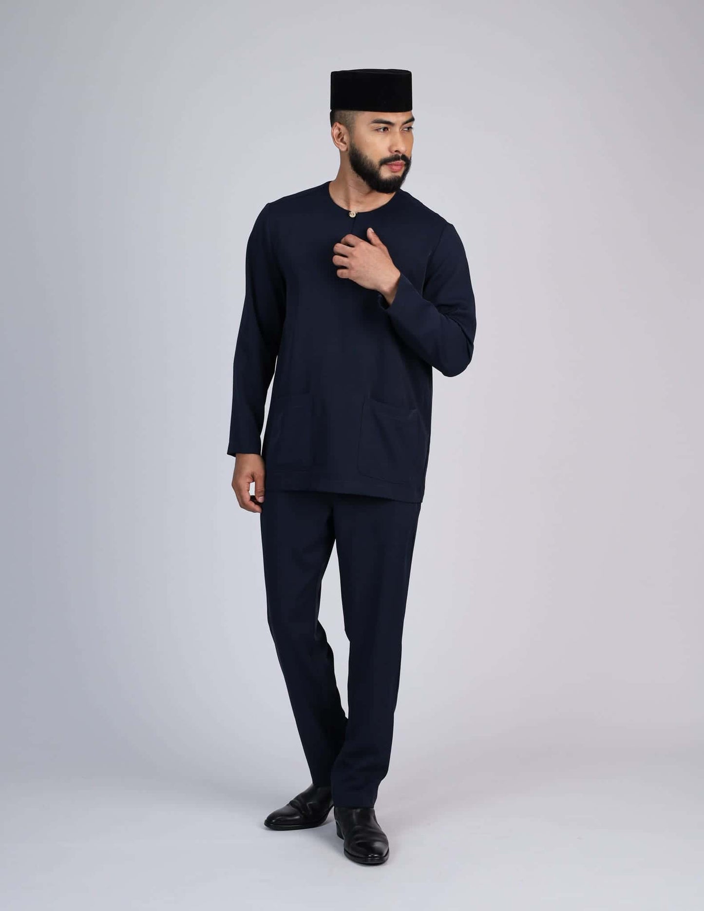 OMAR TELUK BELANGA (NAVY BLUE)