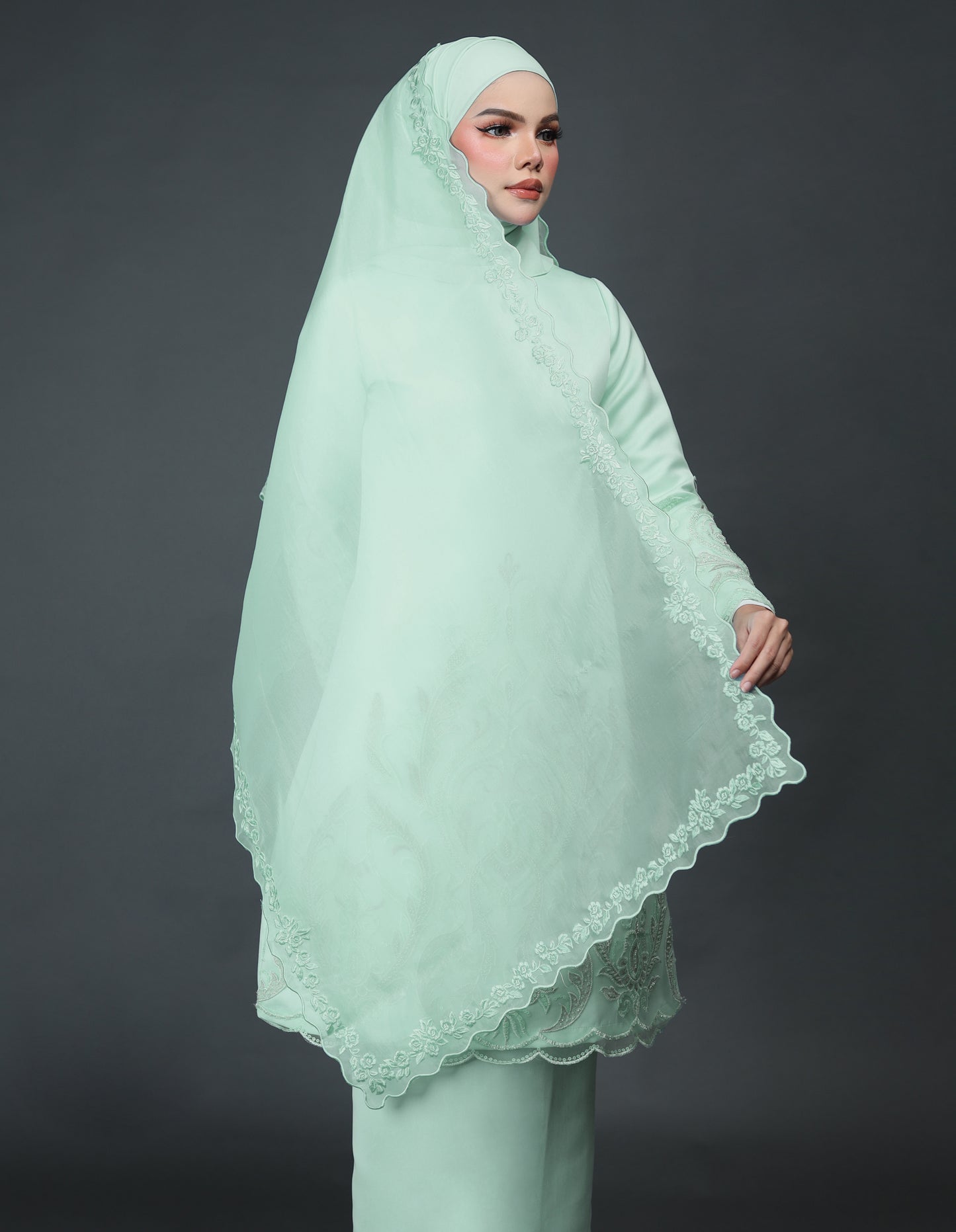ORGANDY EMBROIDERY VEIL CODE A23 (GREEN TEA)