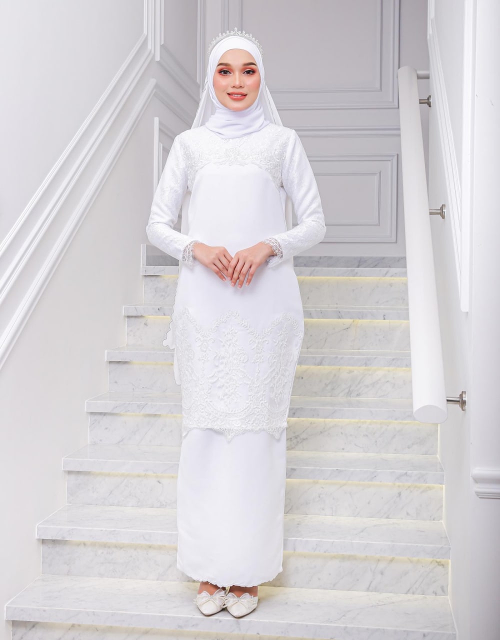 DINARA KURUNG (WHITE)