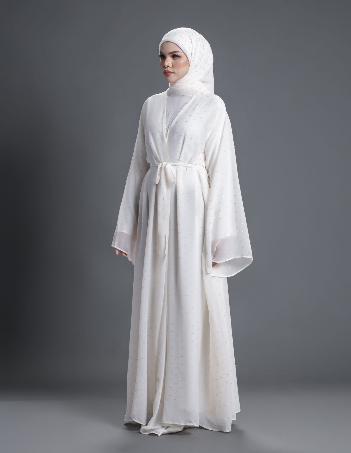 ALEEYA ABAYA (OFF WHITE)