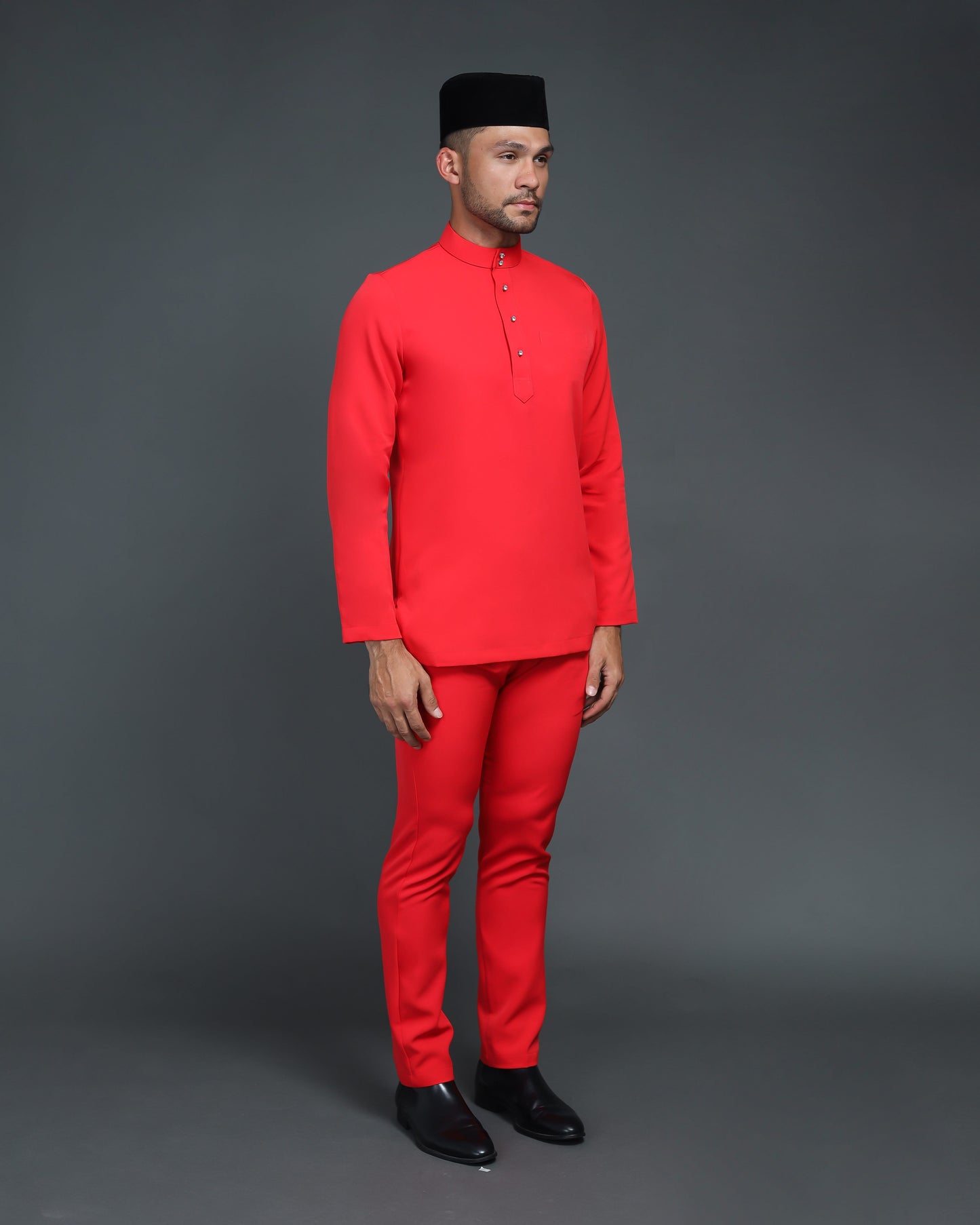 MINOR DEFECT QAISER BAJU MELAYU (RED CHILI )
