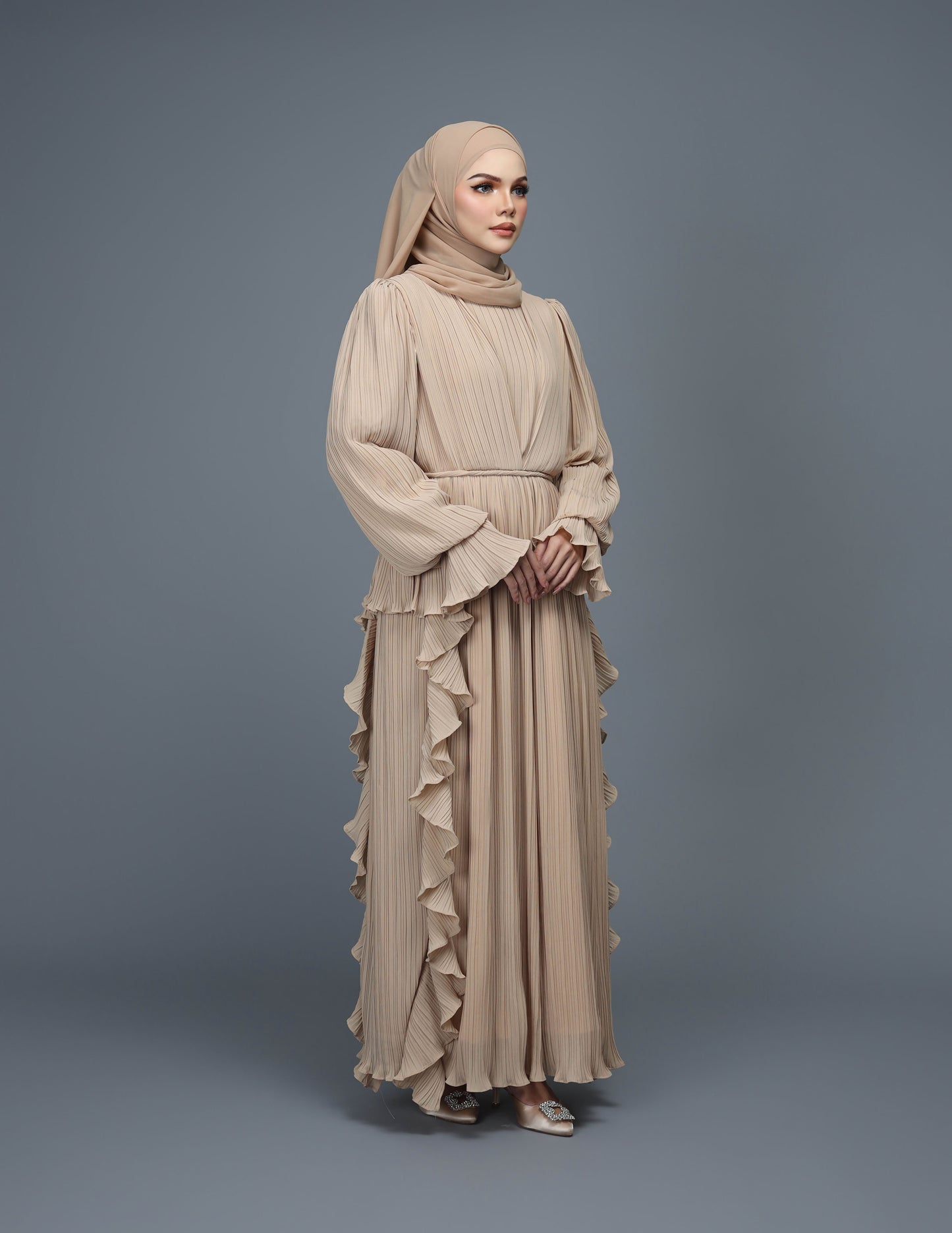 RANIA ABAYA (CHAMPAGNE)