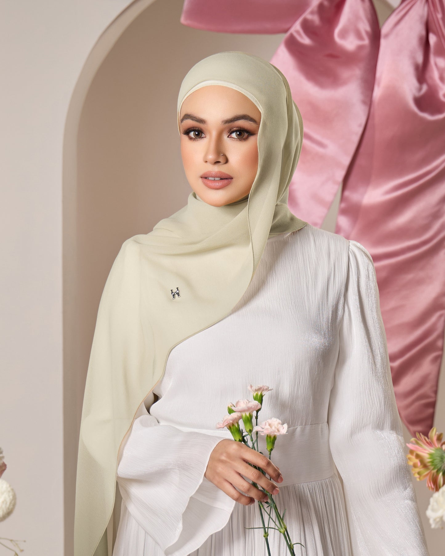 HANA CHIFFON SHAWL (MILKY)