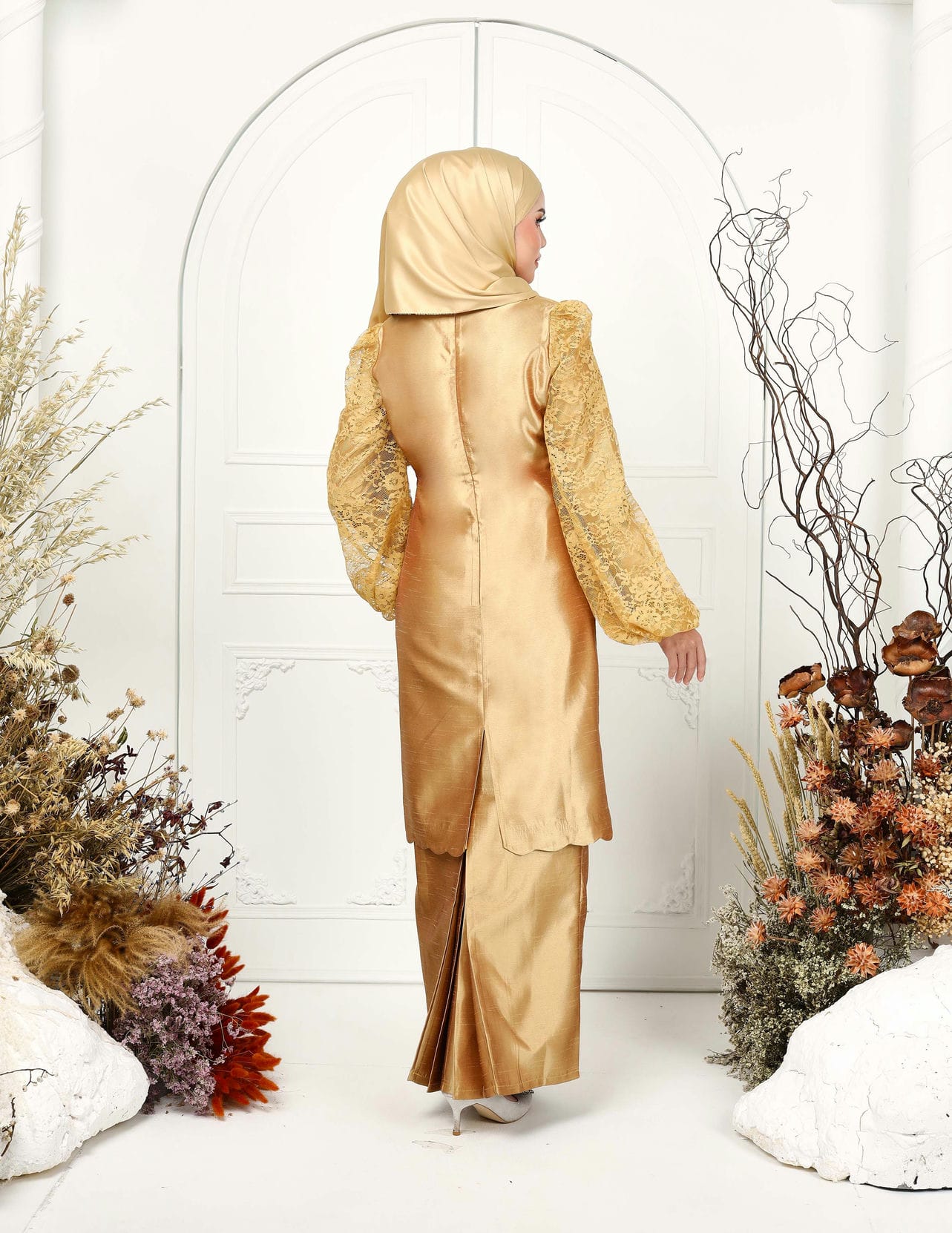 ROSSIYA KURUNG (GOLD)