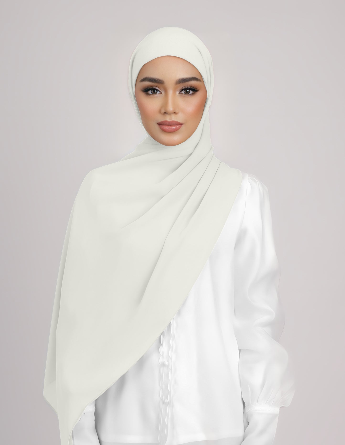 SAERA SHAWL TIEBACK (OFF WHITE)