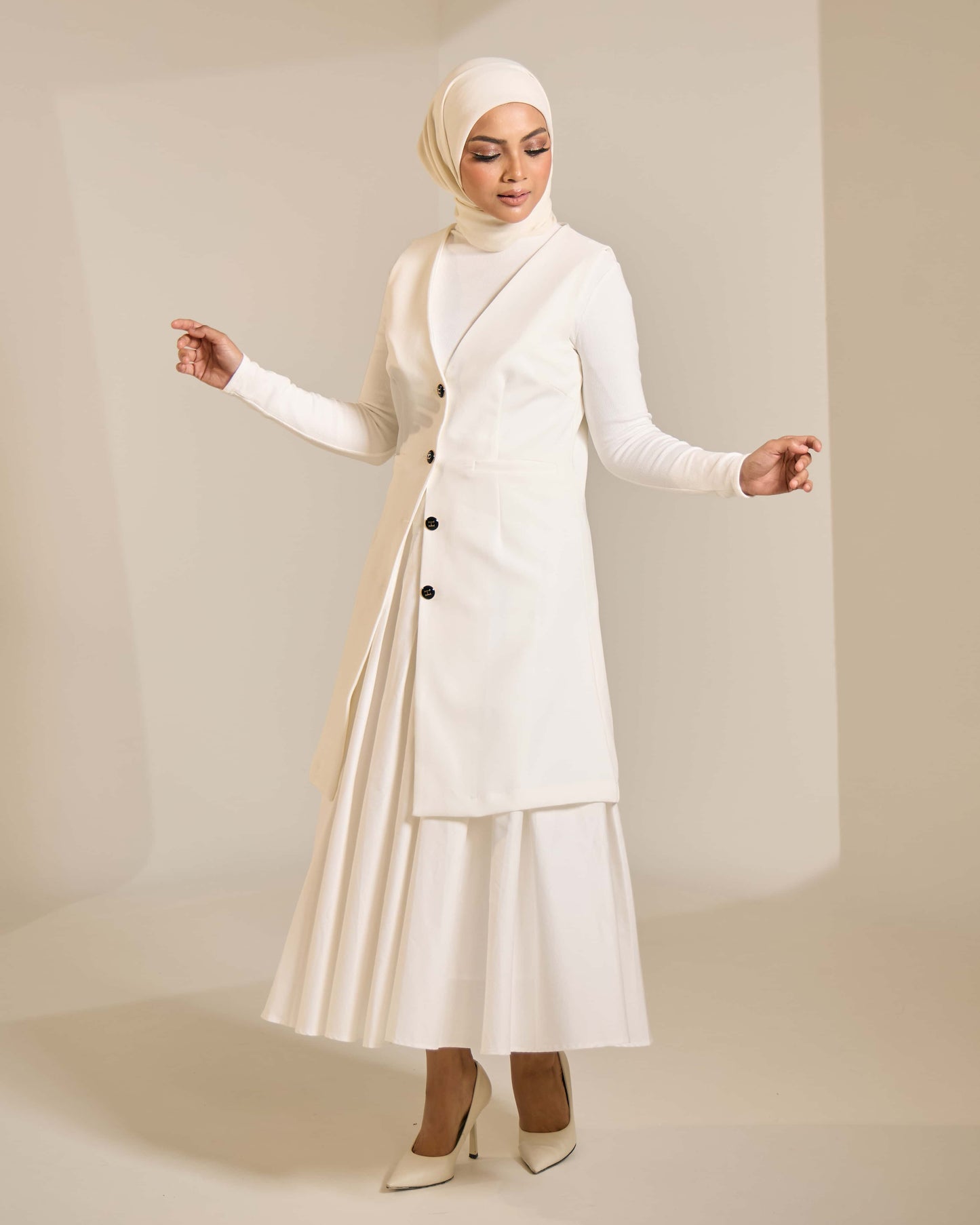 EMBER SUIT LONG VEST (OFF WHITE)