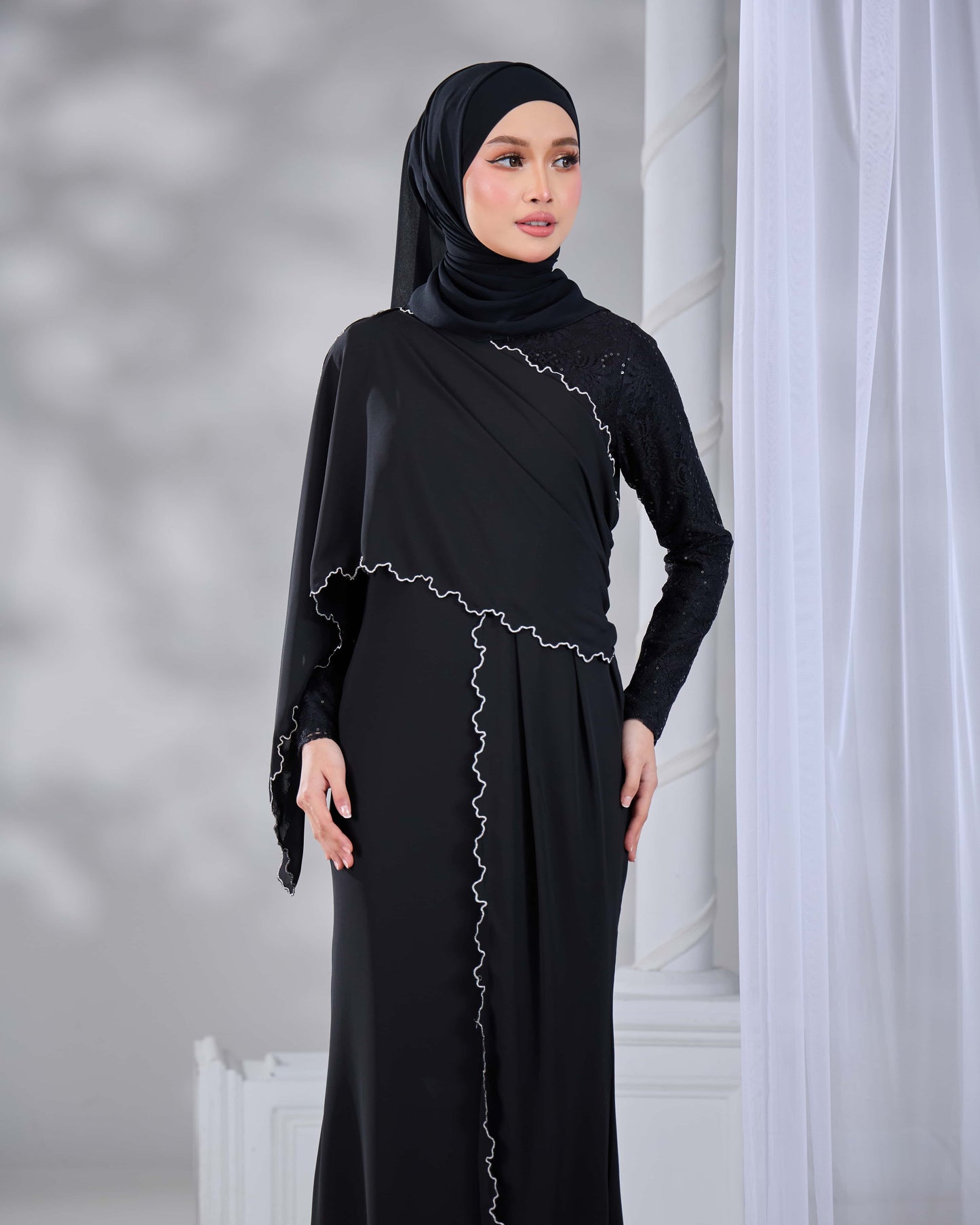 MINOR DEFECT ALAIA DRESS (BLACK)