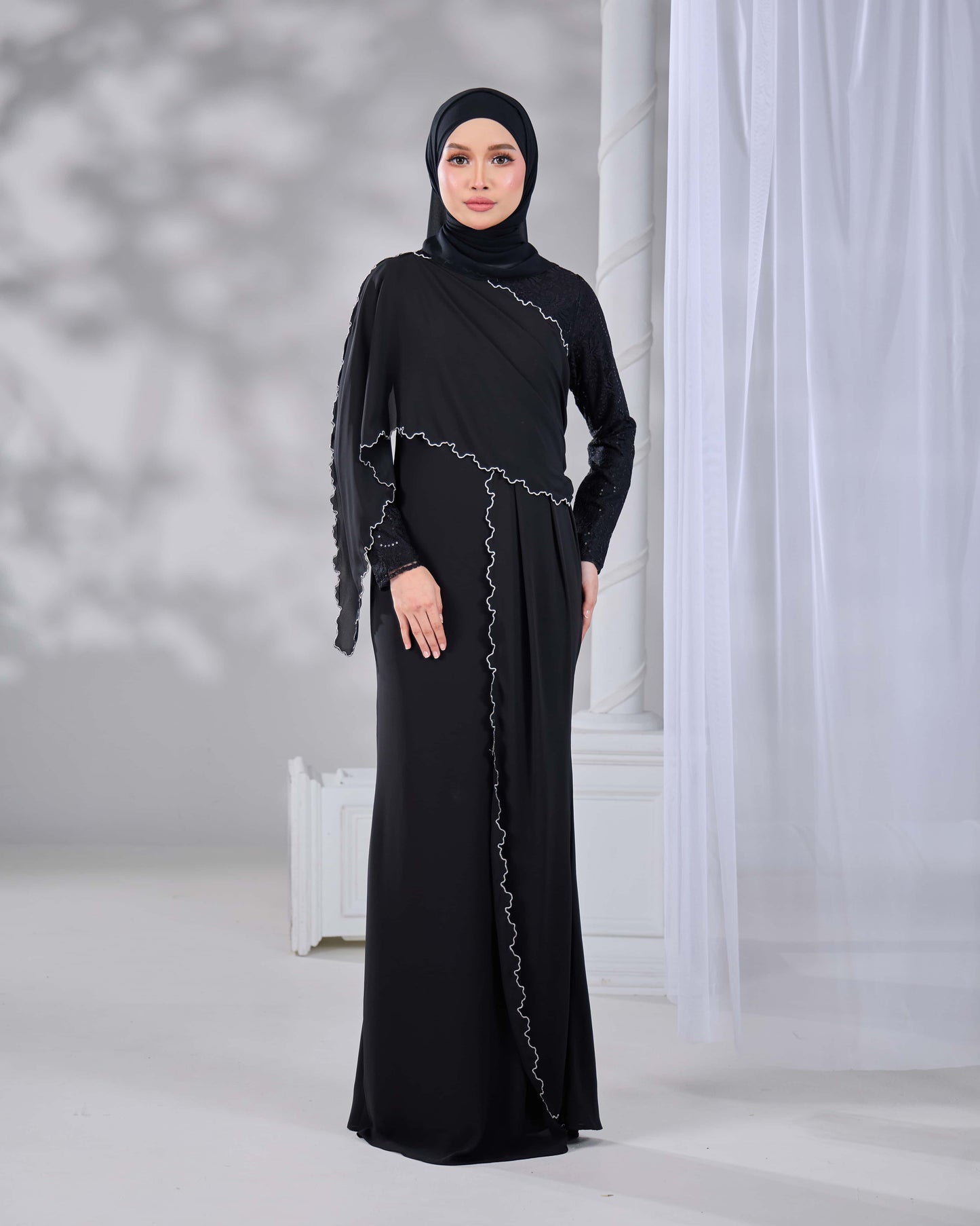 MINOR DEFECT ALAIA DRESS (BLACK)