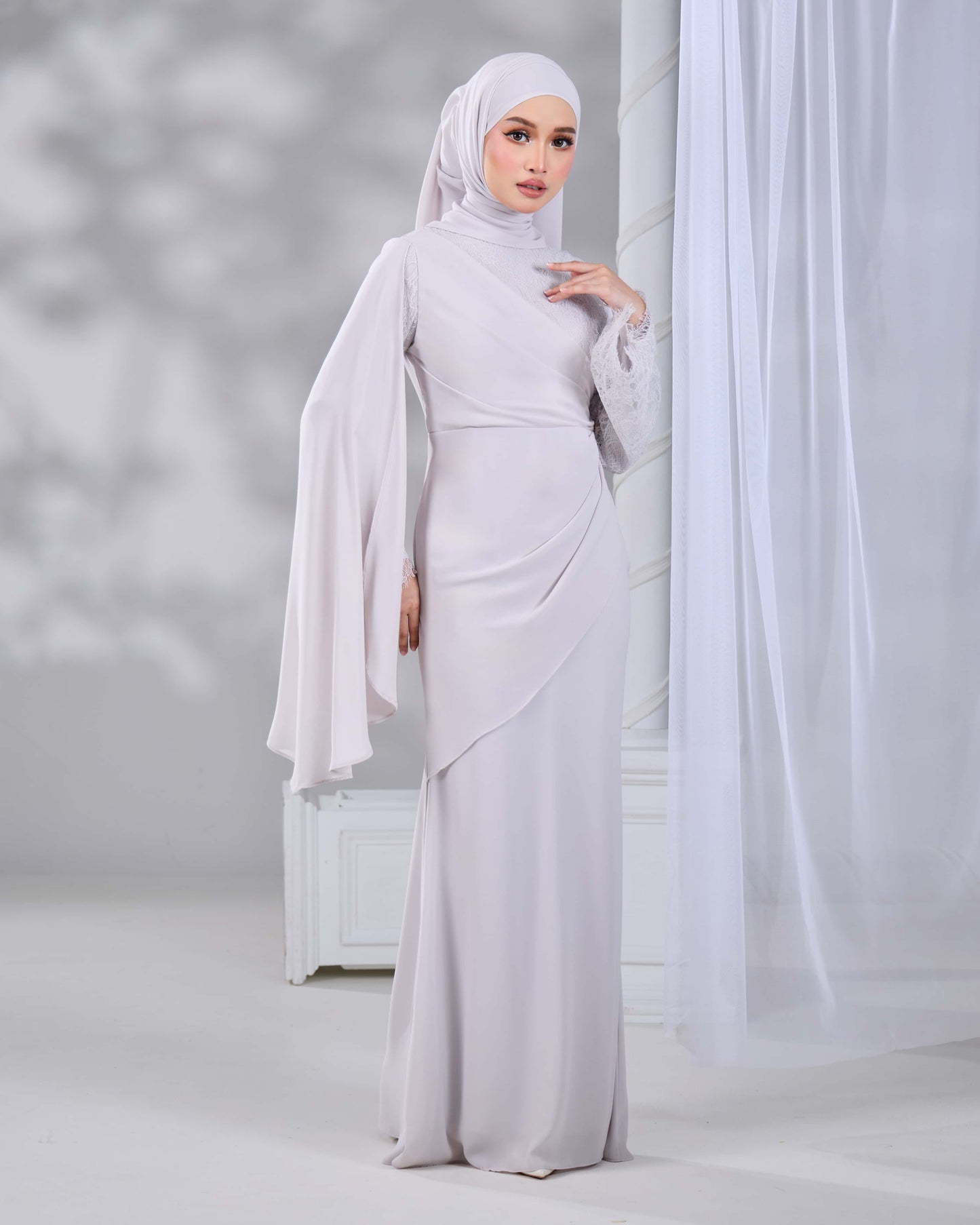 MAJOR DEFECT KAISARA DRESS (GREY)