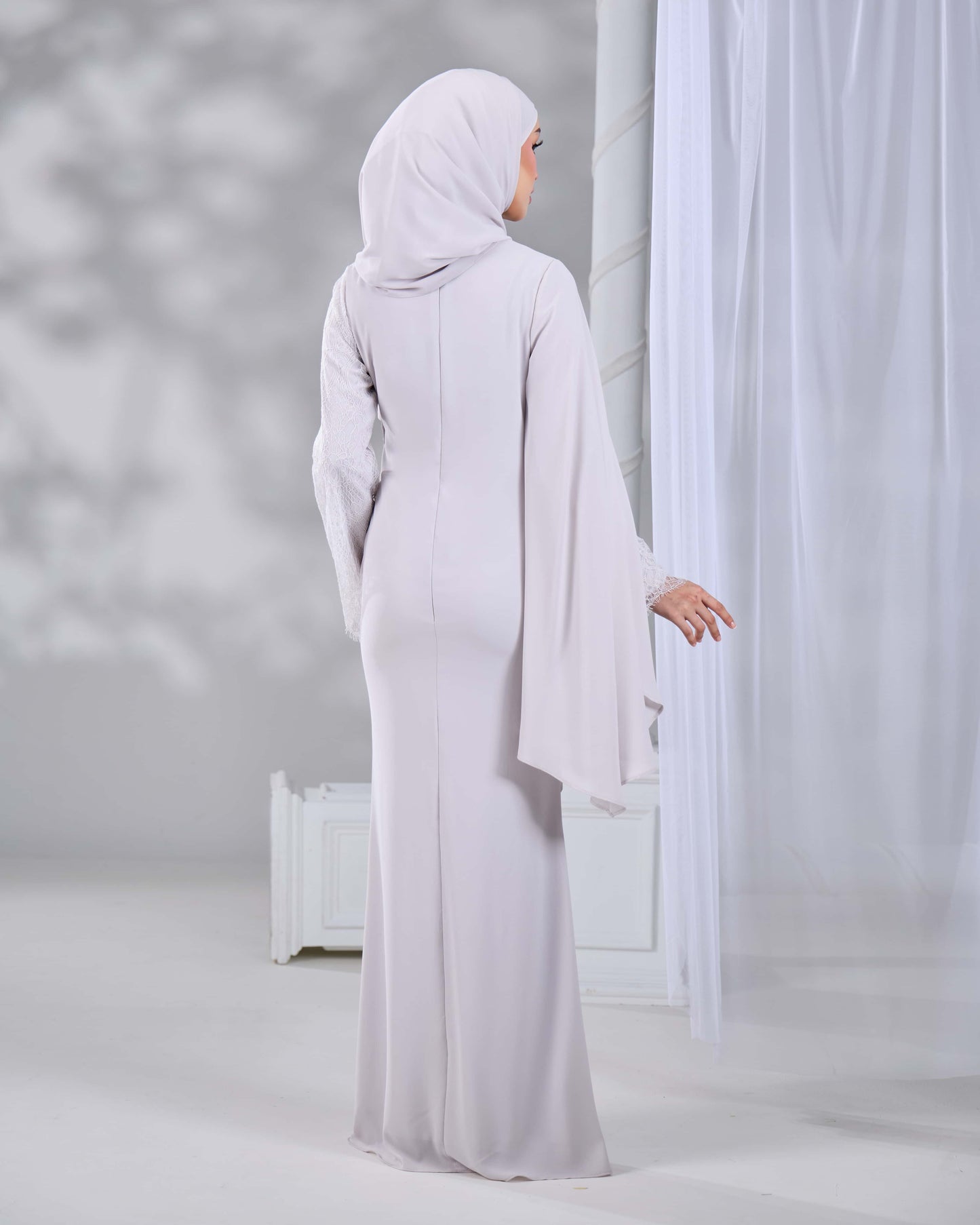 MAJOR DEFECT KAISARA DRESS (GREY)