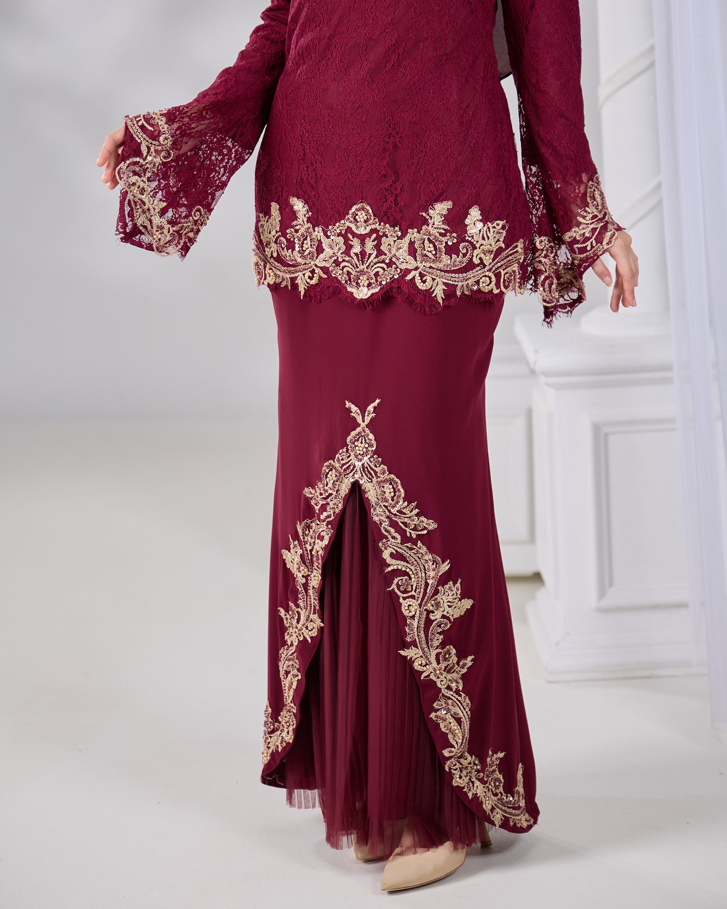 HAYFA KURUNG (BURGUNDY)