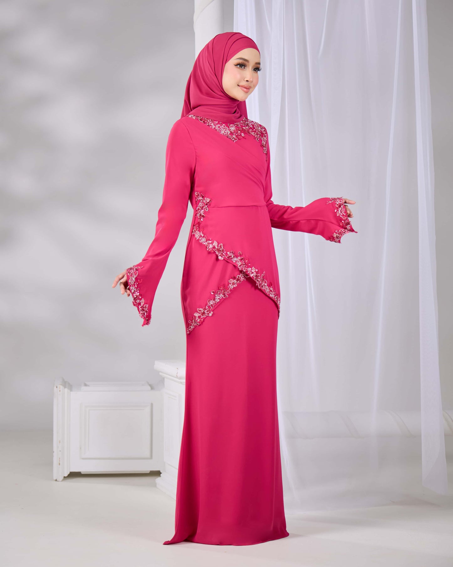 MINOR DEFECT RAISSA DRESS (FUCHSIA)