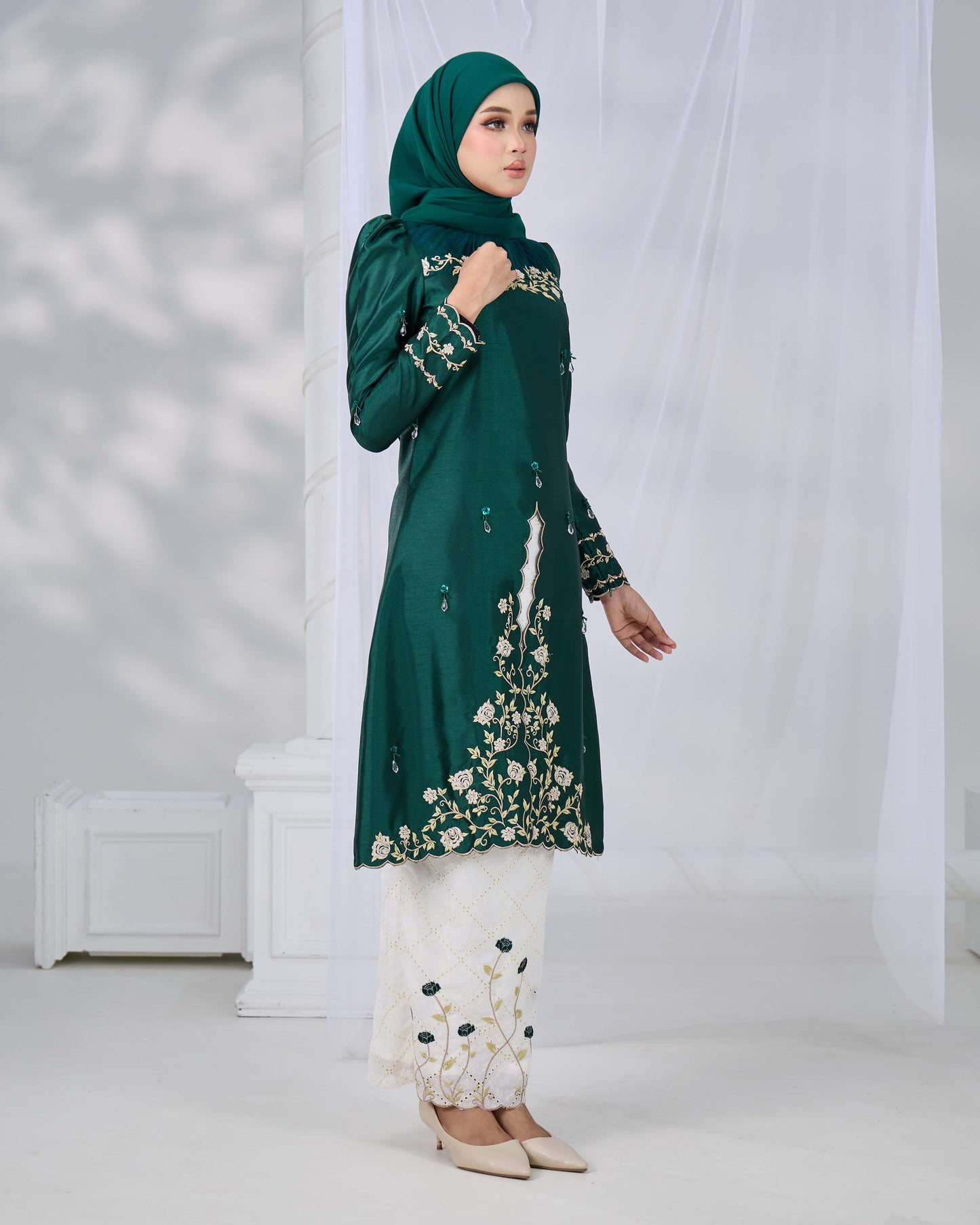 MINOR DEFECT NADRA KURUNG (EMERALD GREEN)
