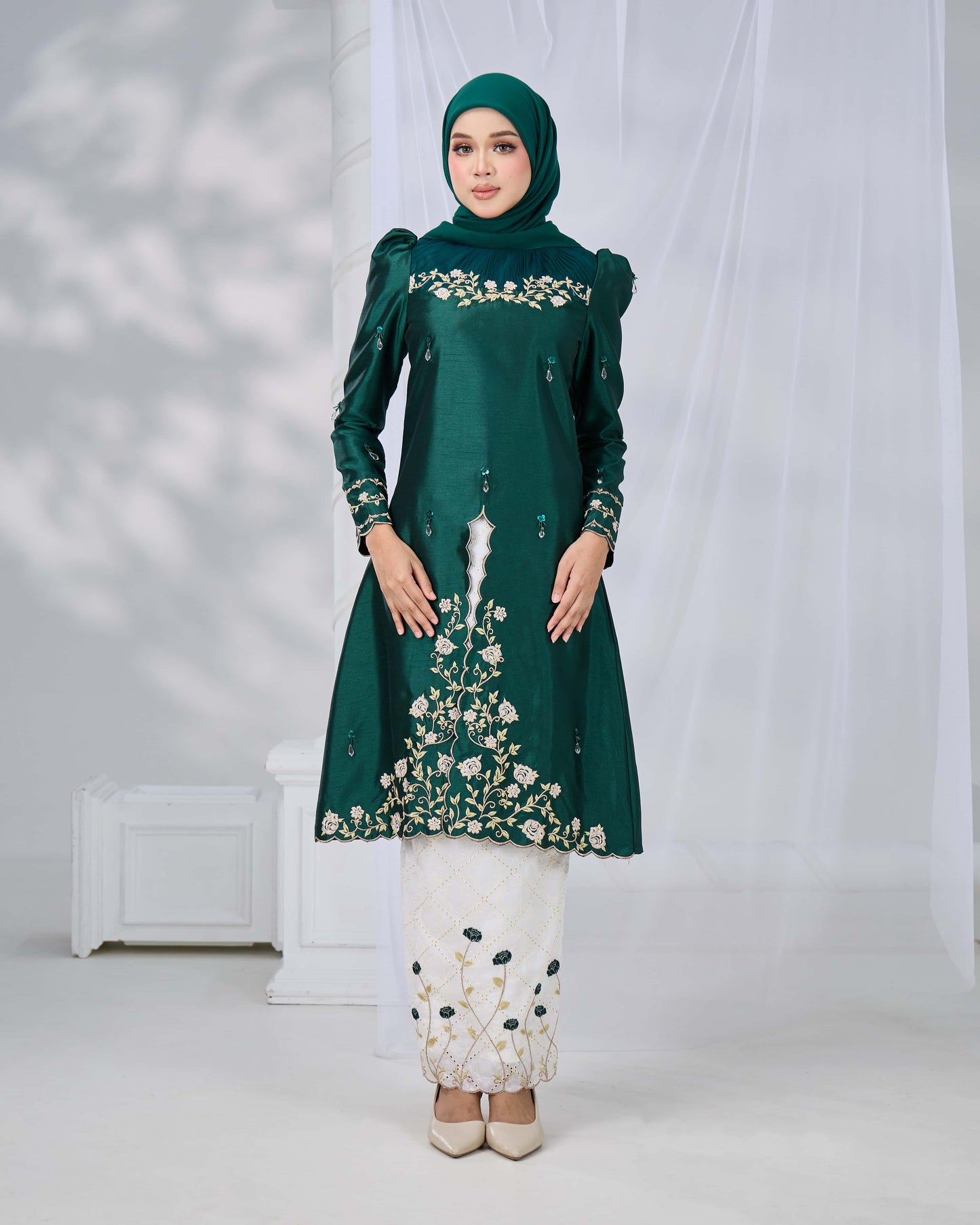 MINOR DEFECT NADRA KURUNG (EMERALD GREEN)
