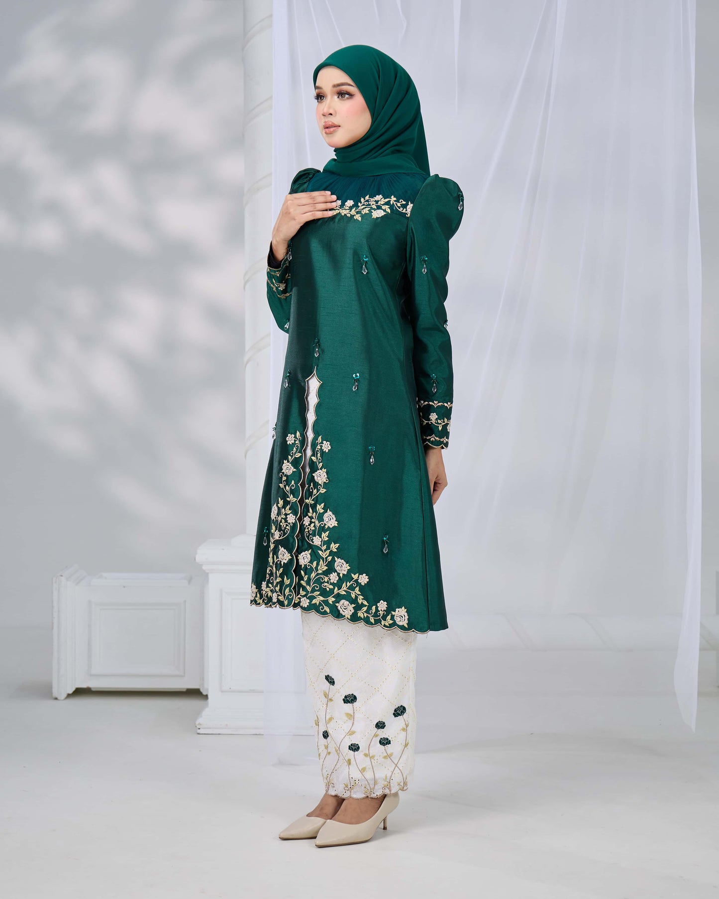 MINOR DEFECT NADRA KURUNG (EMERALD GREEN)