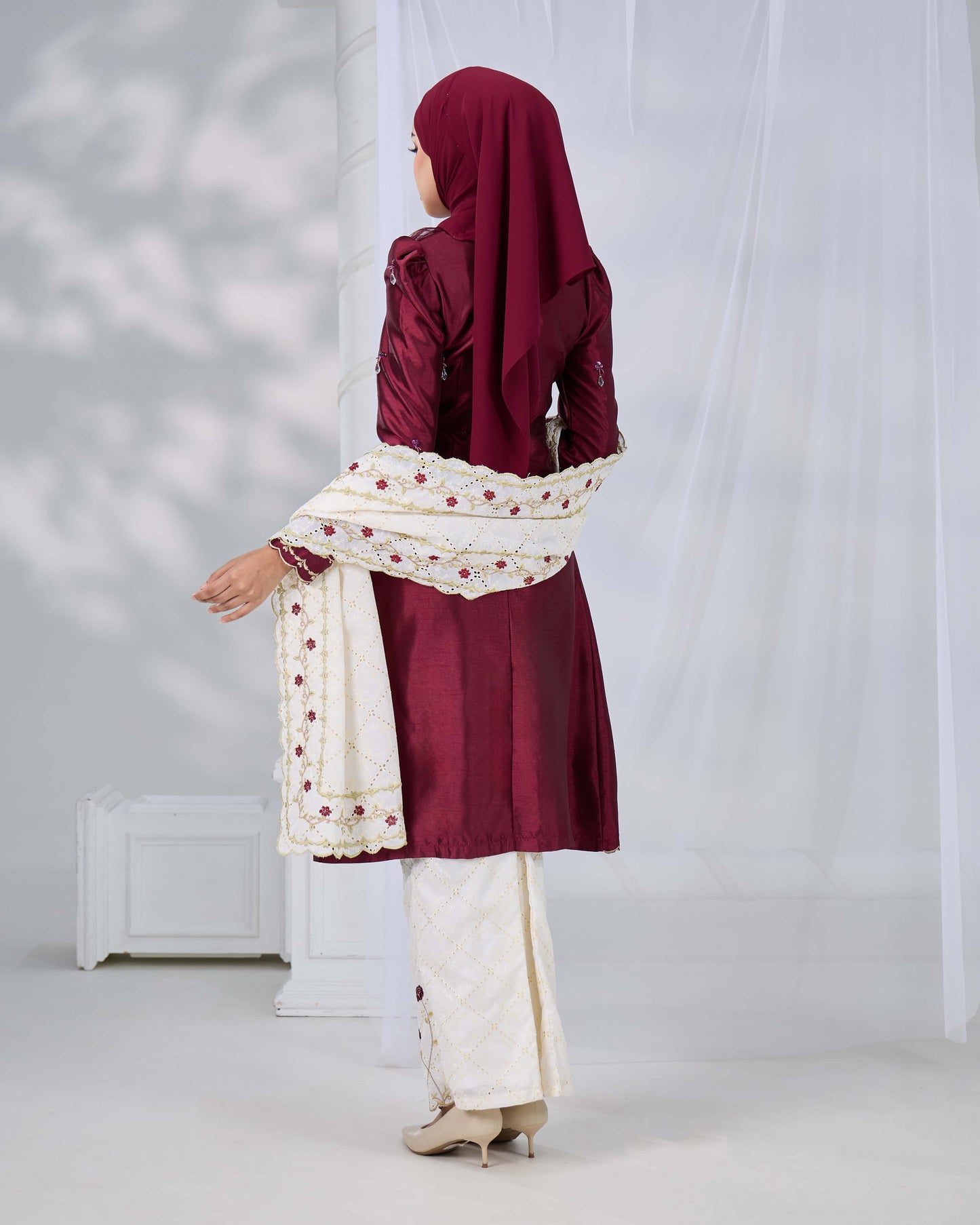 NADRA SELENDANG (BURGUNDY)