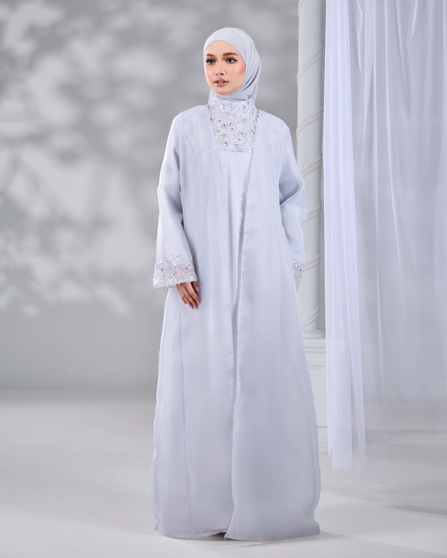 MINOR DEFECT MALIKA ABAYA PETITE (GREY)