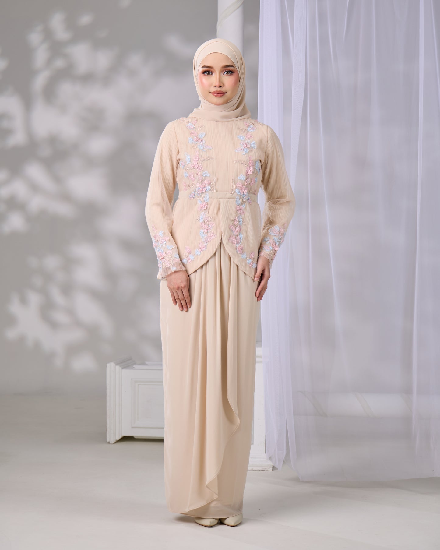 THARA MINI KURUNG (CHAMPAGNE)