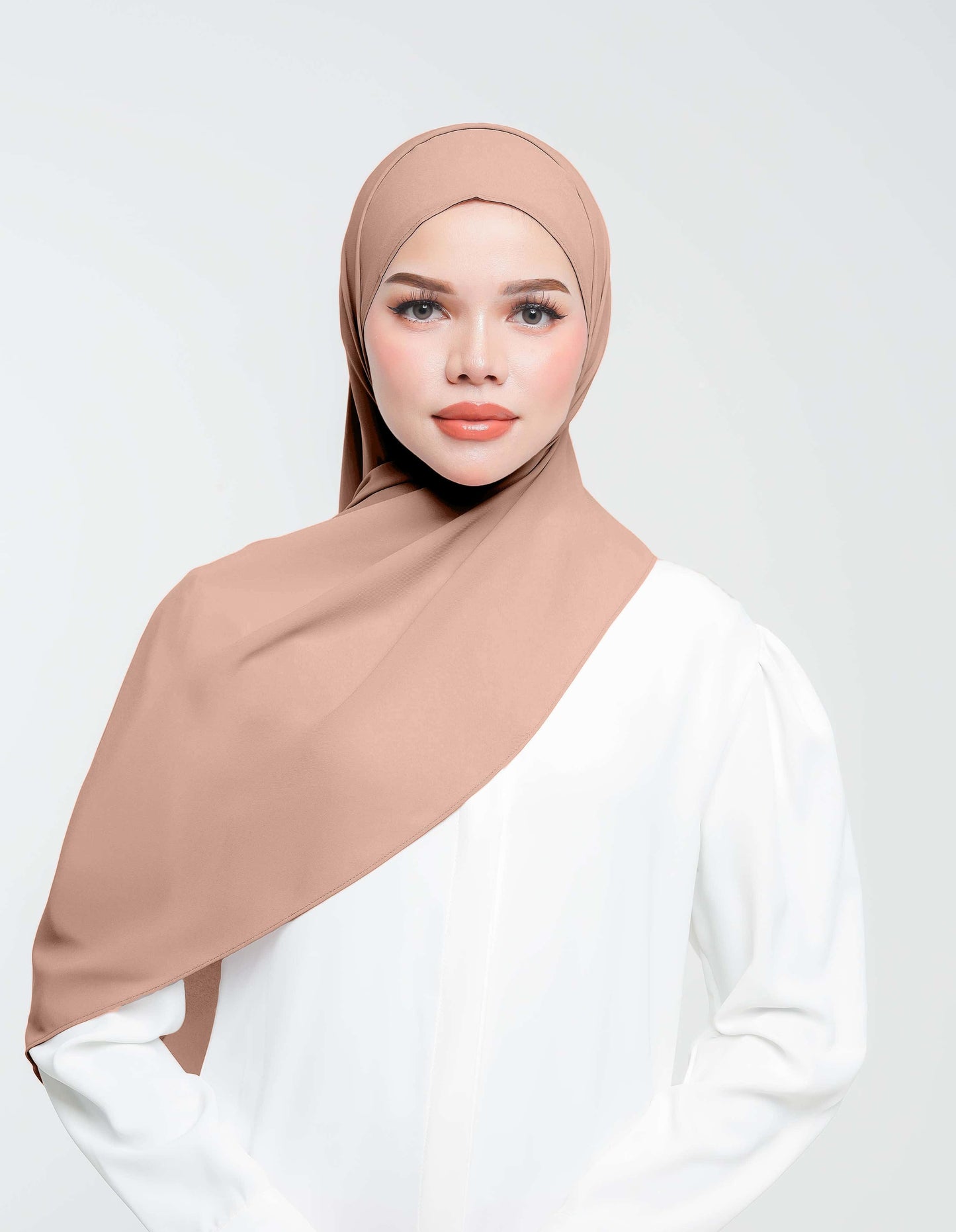 THALIA SHAWL (LIGHT ALMOND)
