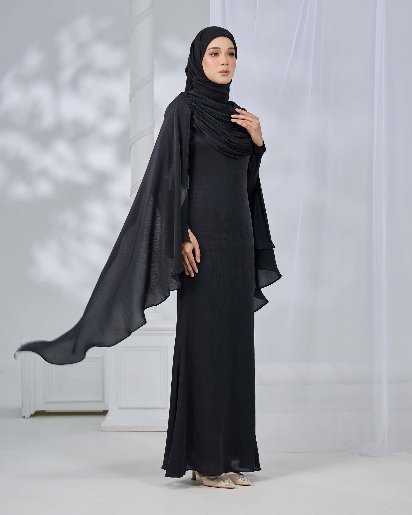 MINOR DEFECT ARLENA DRESS (BLACK)