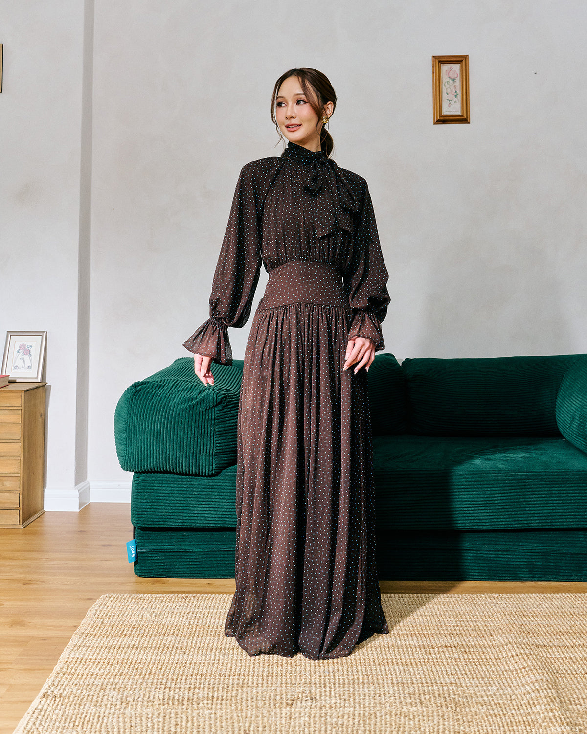 DOLLIÉ (RICH BROWN)