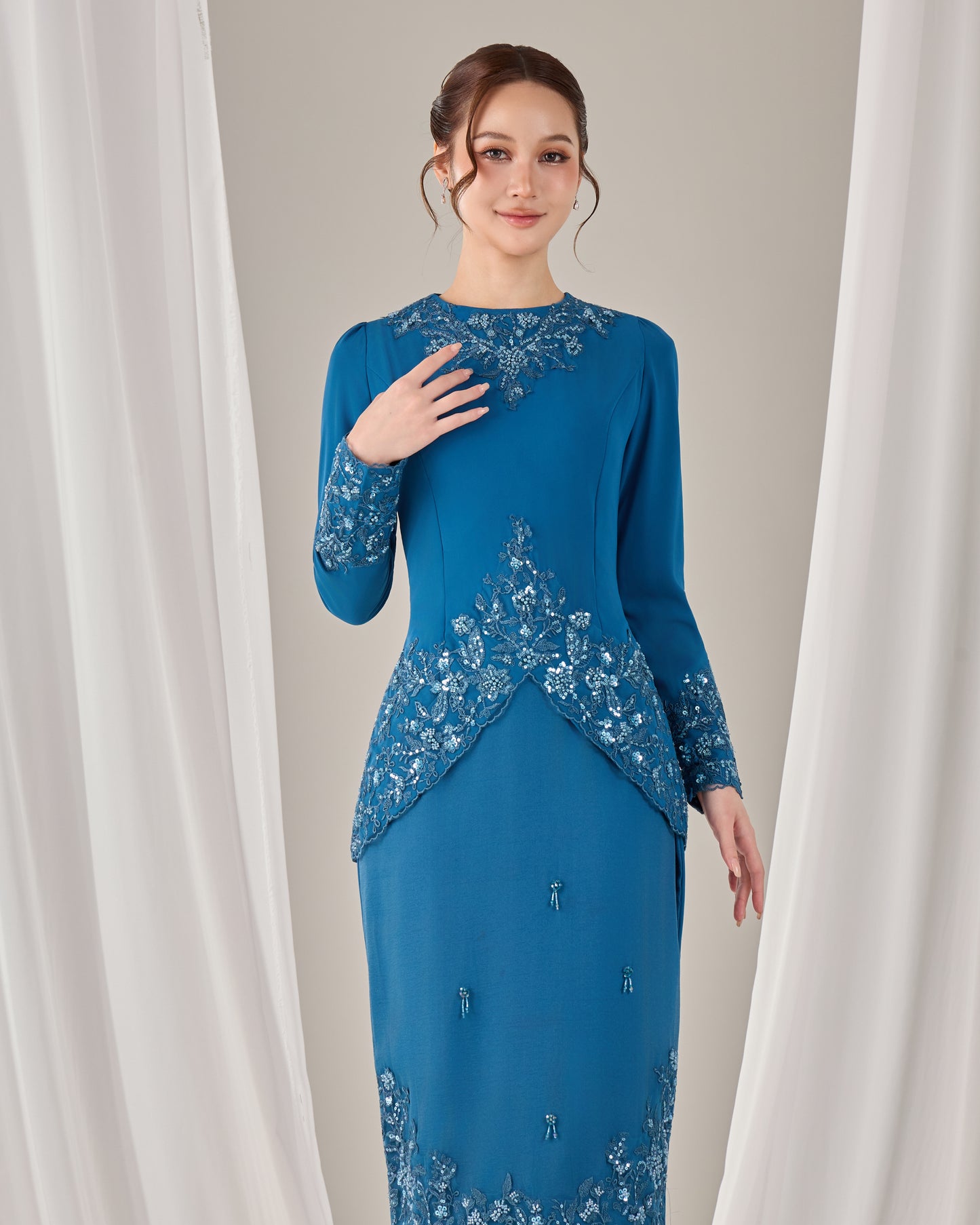 ALEYNA KURUNG (TEAL BLUE)