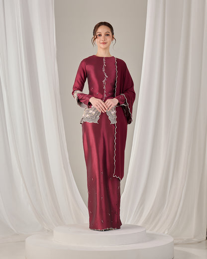 KATHRYN MINI KURUNG (BURGUNDY)