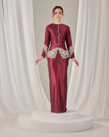 MINOR DEFECT KATHRYN MINI KURUNG (BURGUNDY)