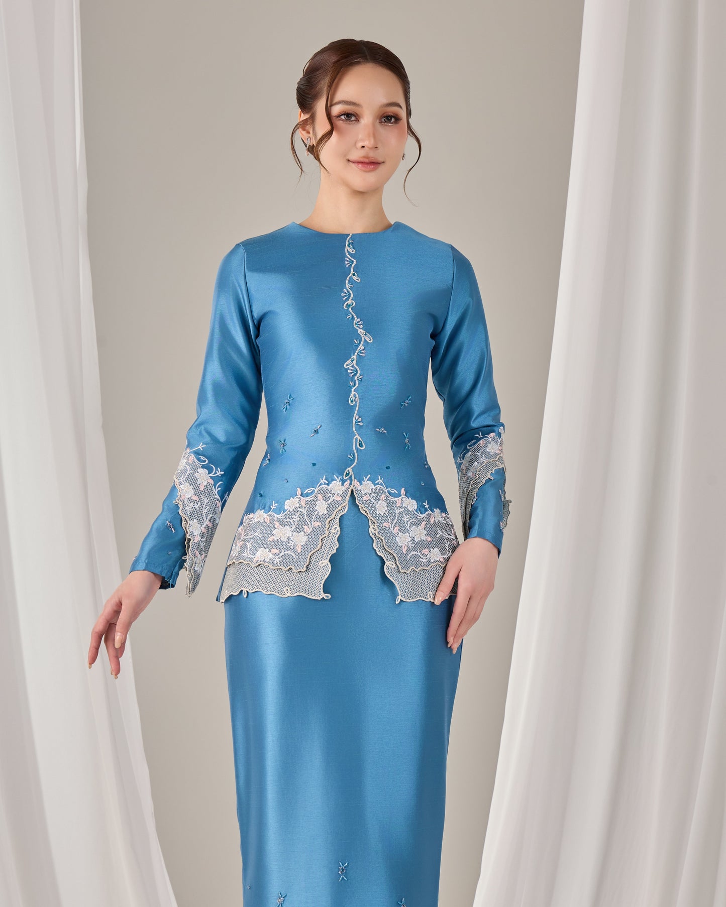 MINOR DEFECT KATHRYN MINI KURUNG (DIAMOND TEAL BLUE)